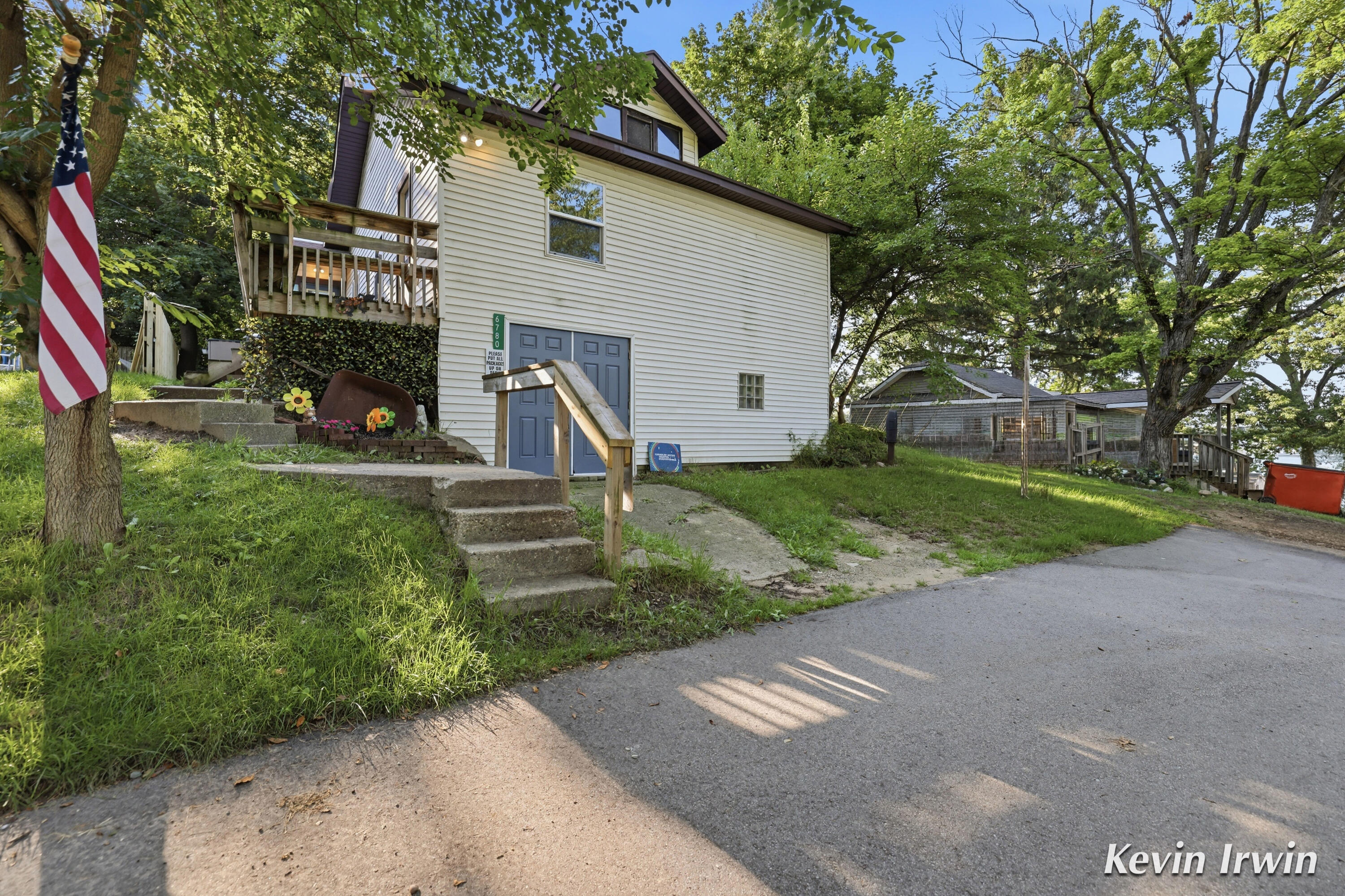 6780 Tulare Avenue NE Rockford MI 49341