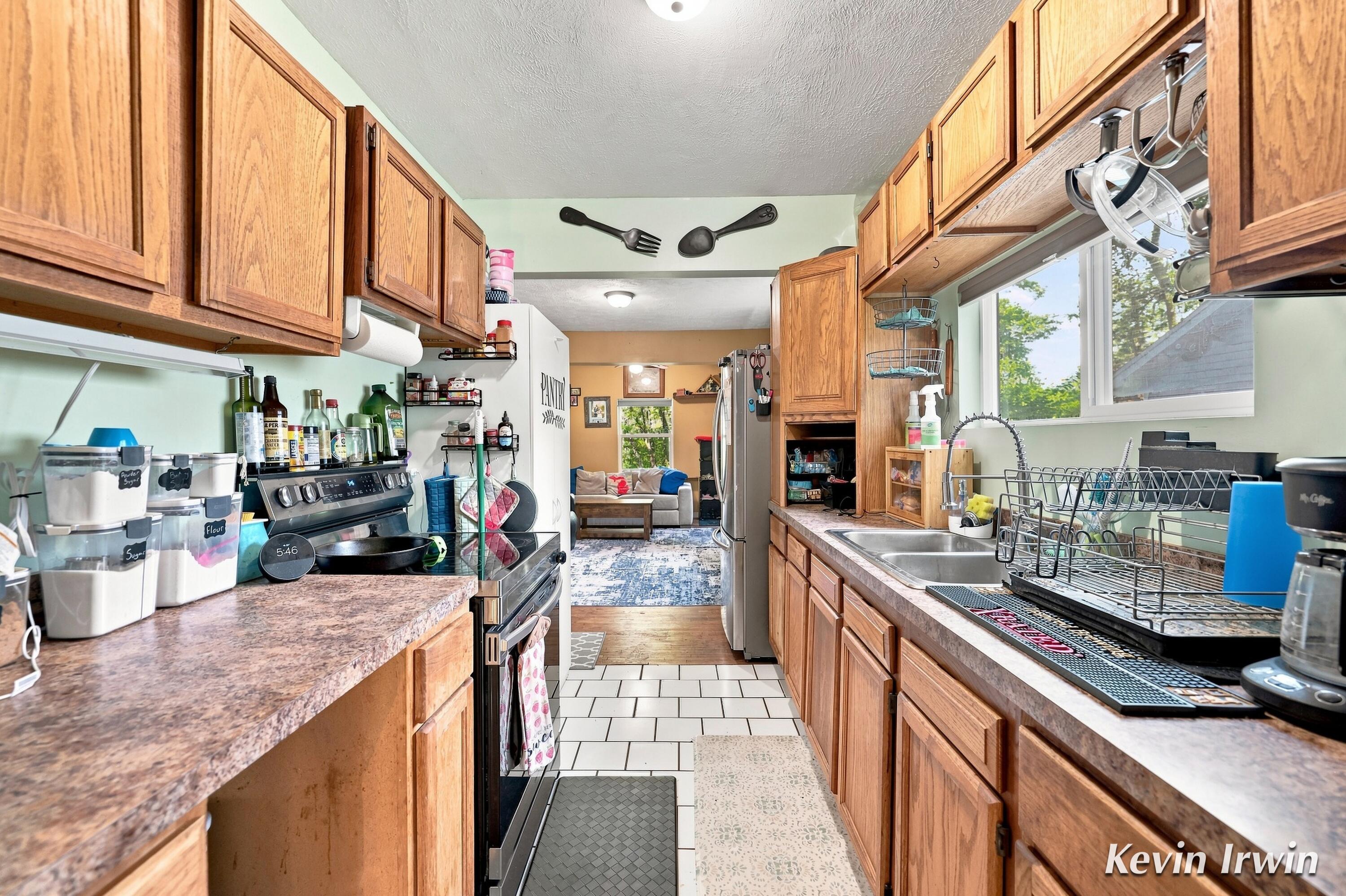 6780 Tulare Avenue NE Rockford MI 49341