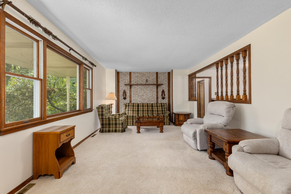 14189 132nd Avenue Grand Haven MI 49417
