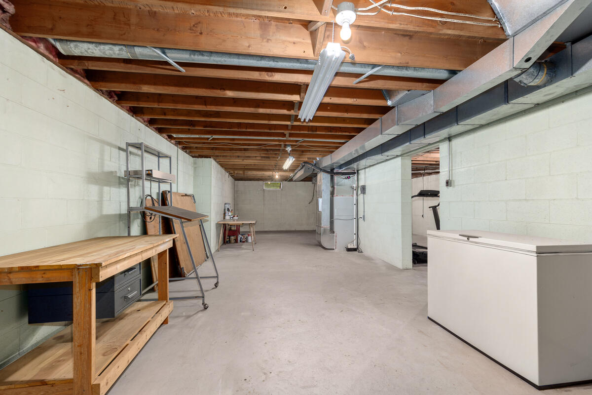 14189 132nd Avenue Grand Haven MI 49417