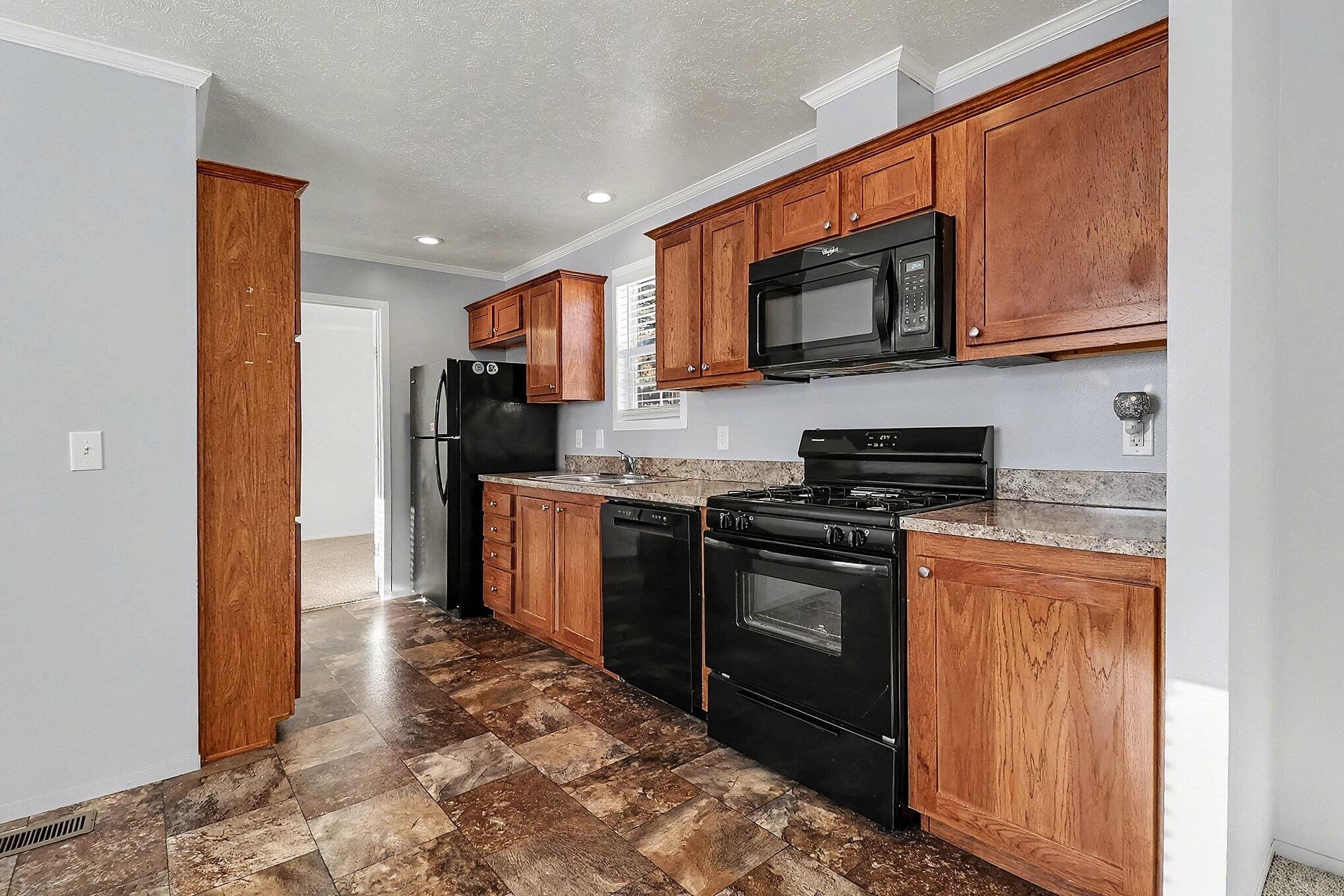 2907 N Sandy Drive Ludington MI 49431