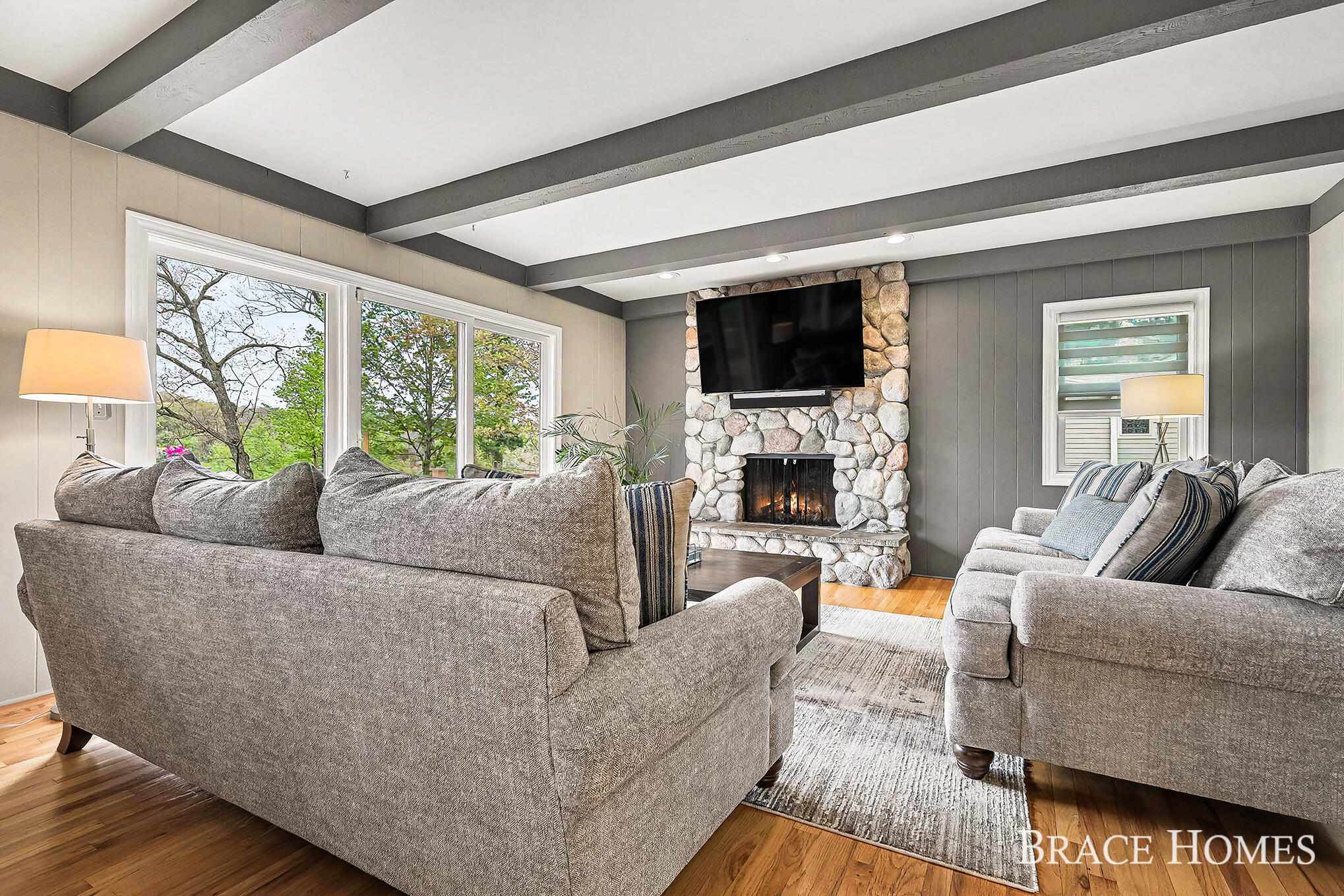 2793 Cascade Springs Drive SE Grand Rapids MI 49546