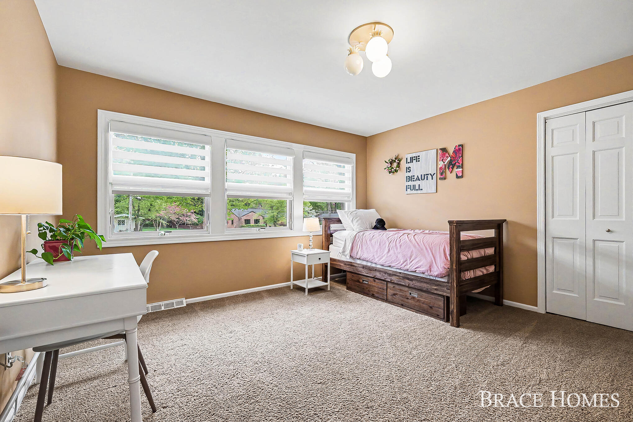 2793 Cascade Springs Drive SE Grand Rapids MI 49546