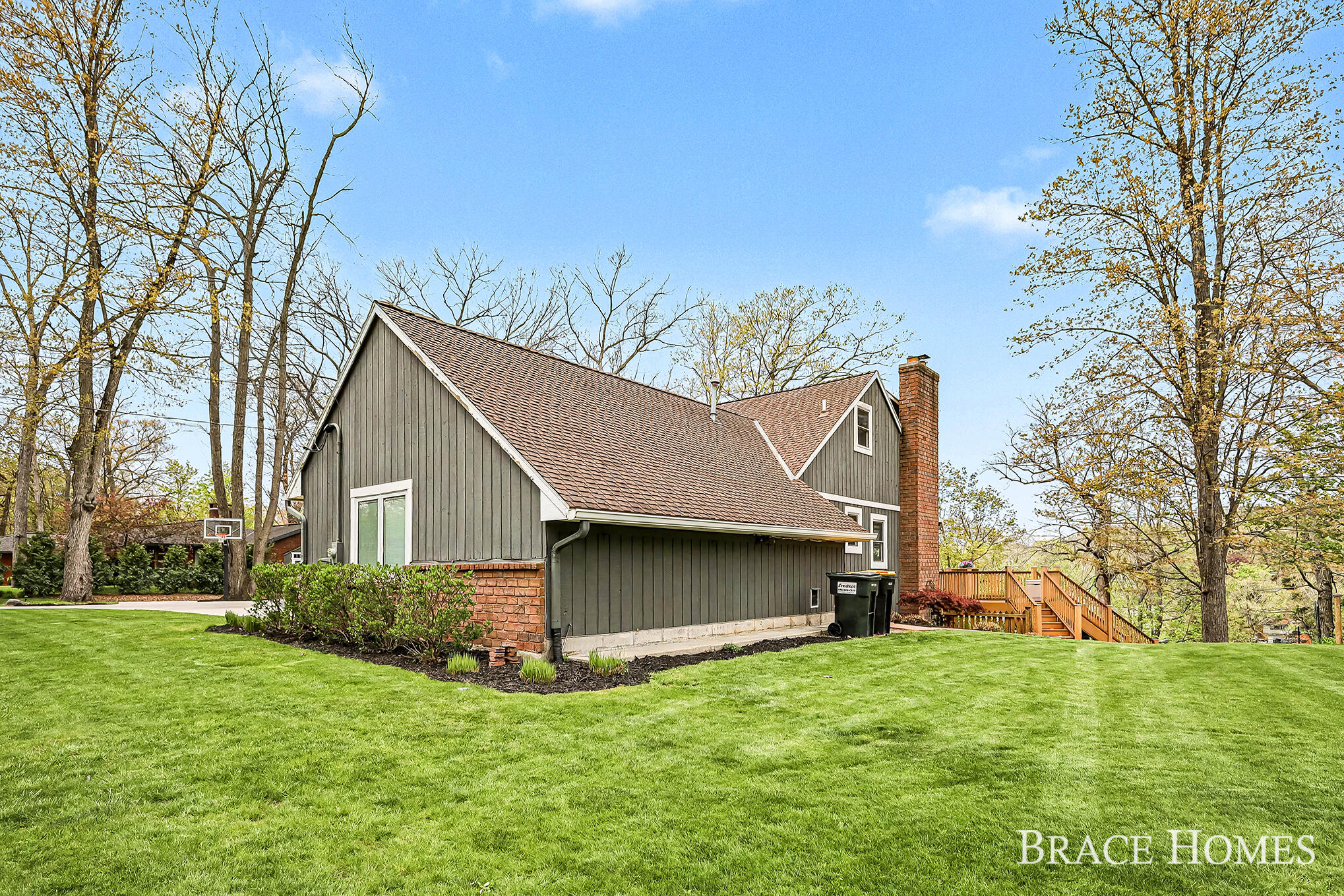 2793 Cascade Springs Drive SE Grand Rapids MI 49546