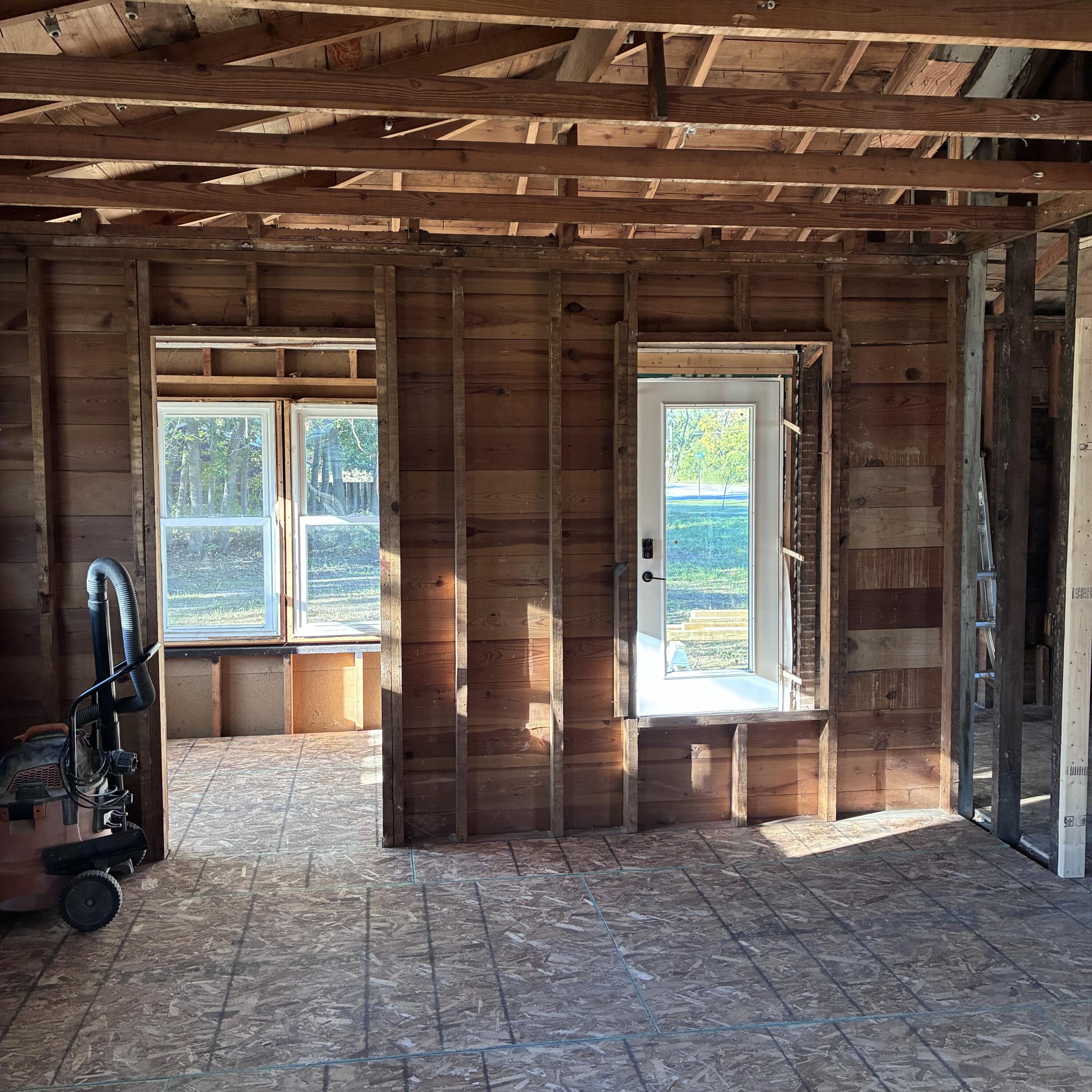 6183 M-63 Coloma MI 49038