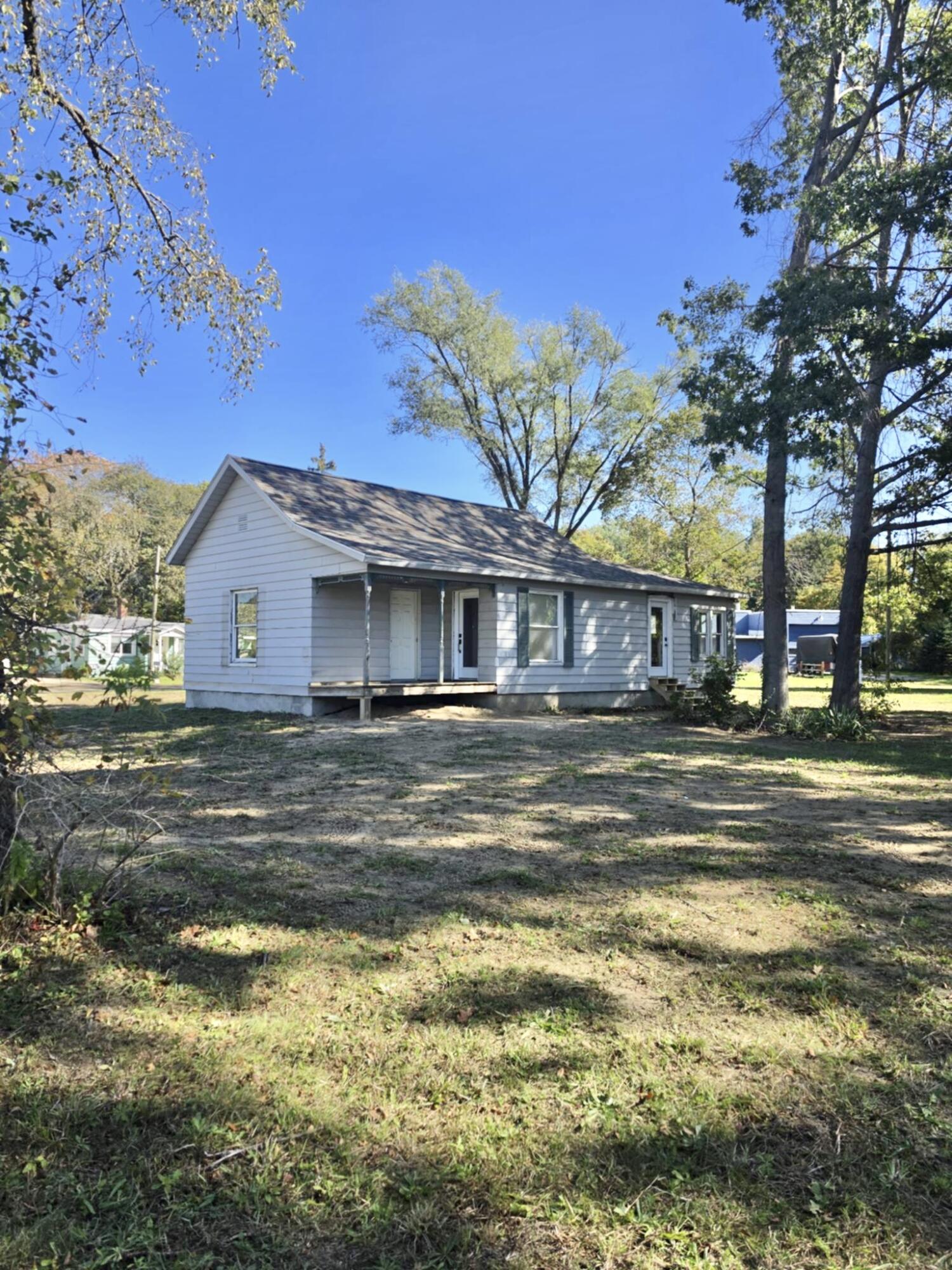 6183 M-63 Coloma MI 49038