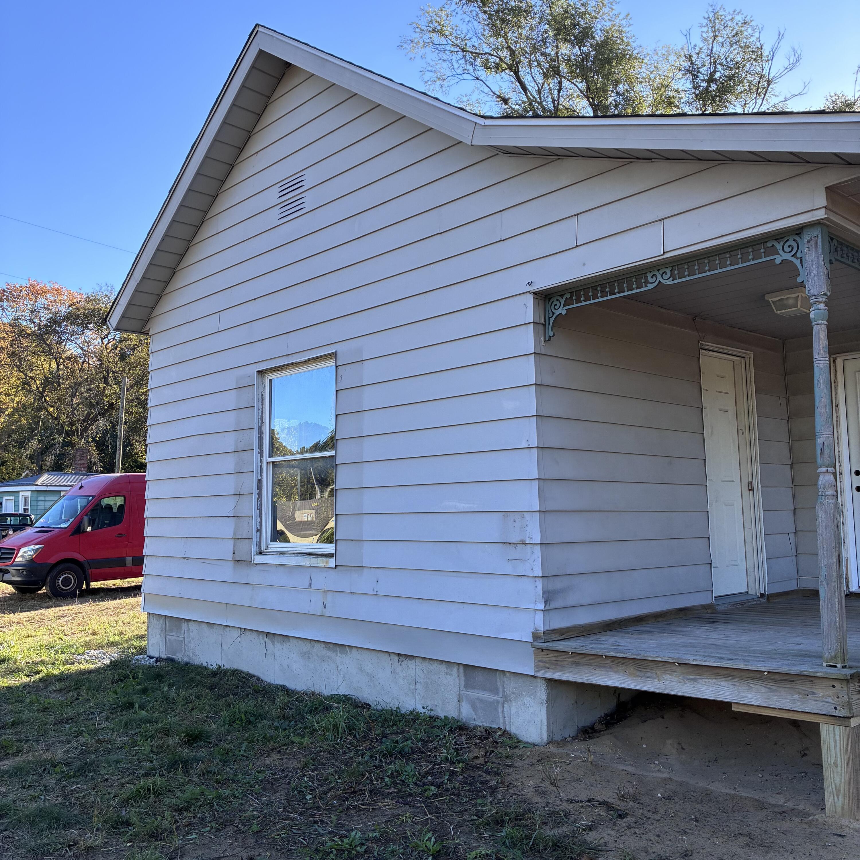 6183 M-63 Coloma MI 49038