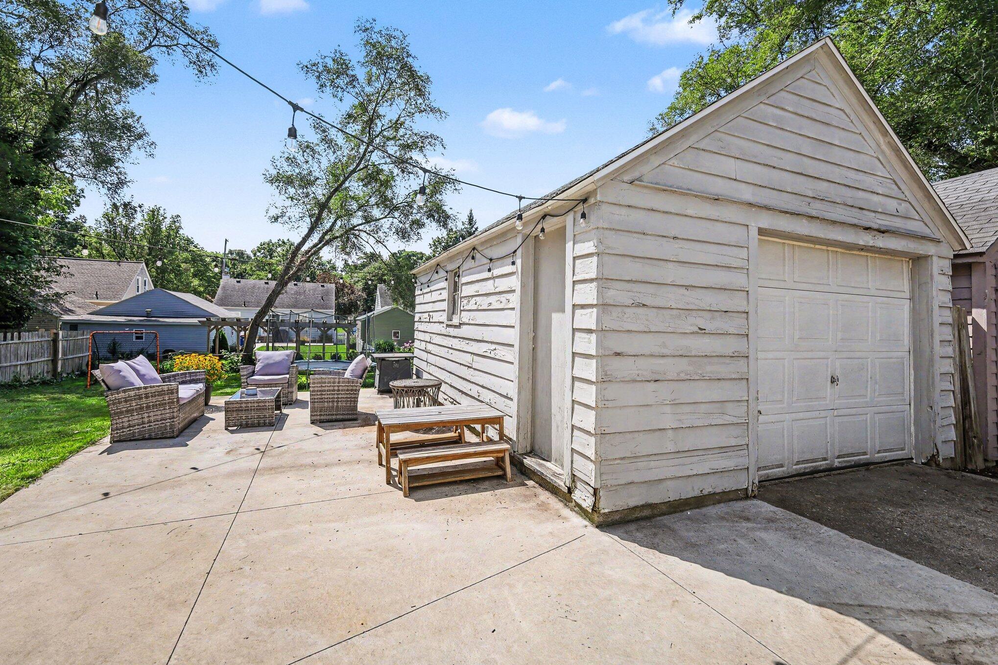 1128 Edna Street SE Grand Rapids MI 49507