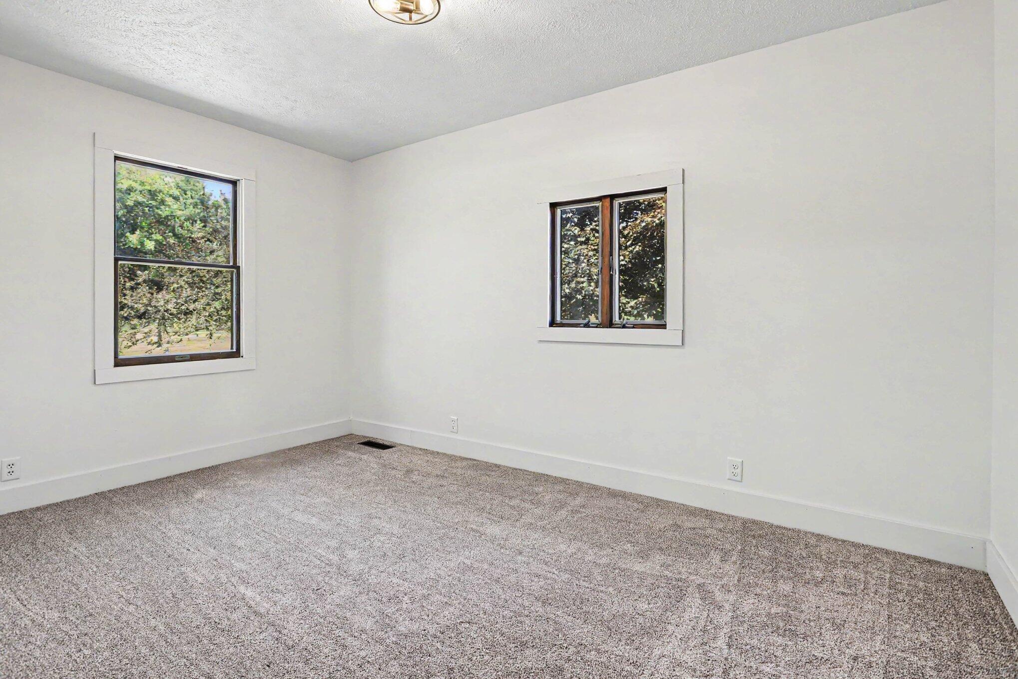 22111 Dutch Settlement Street Cassopolis MI 49031
