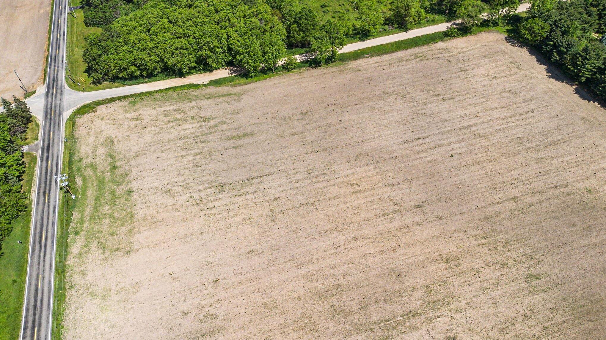 22111 Dutch Settlement Street Cassopolis MI 49031