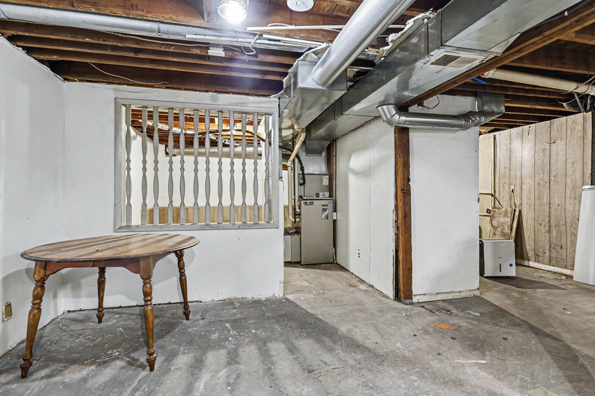 22111 Dutch Settlement Street Cassopolis MI 49031