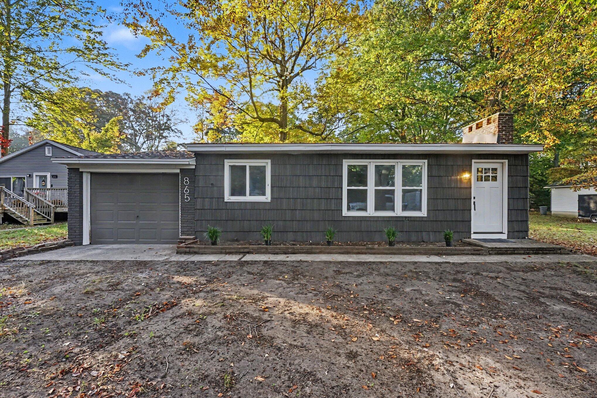 865 Petrie Avenue Norton Shores MI 49441