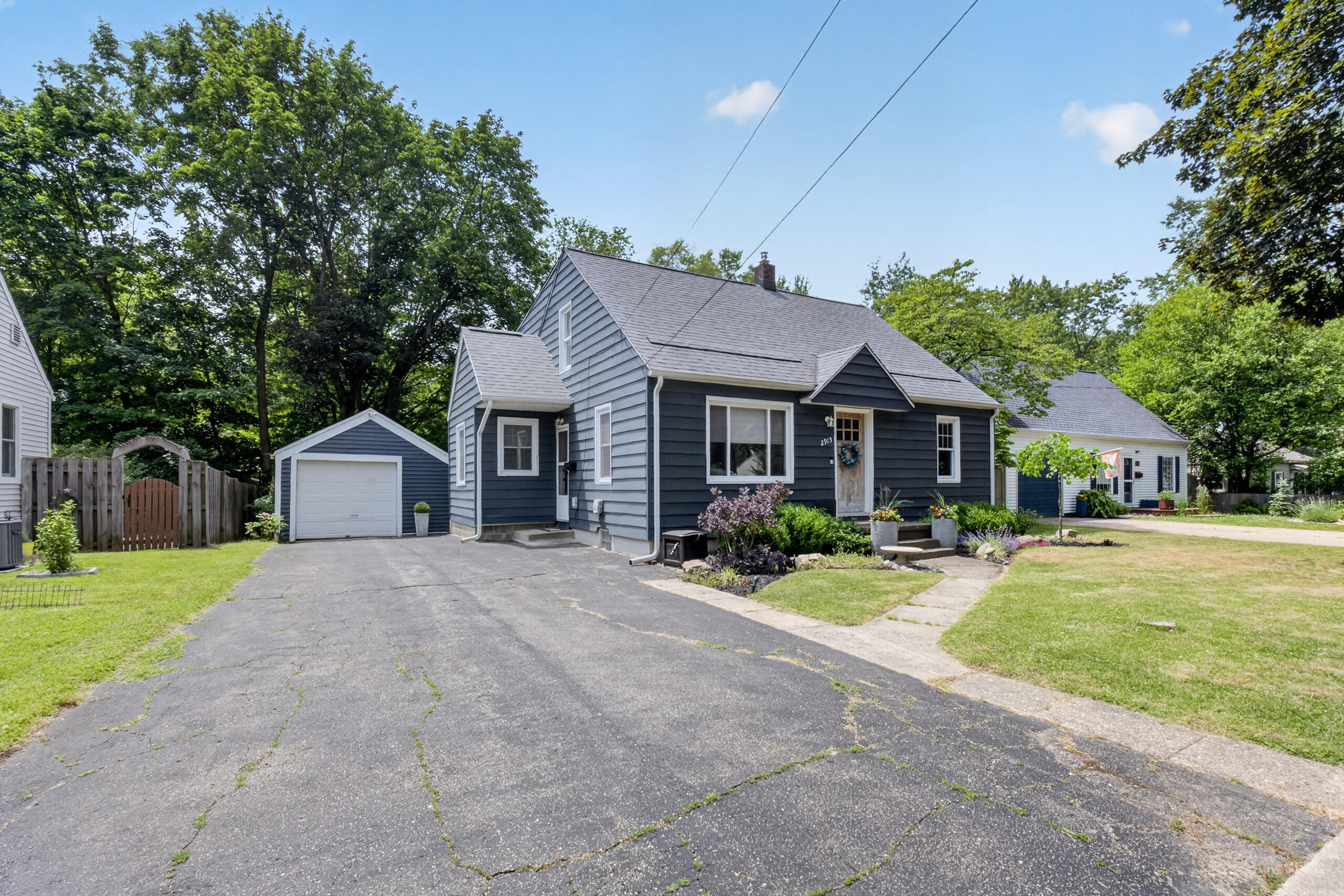 2915 Lorraine Avenue Kalamazoo MI 49008