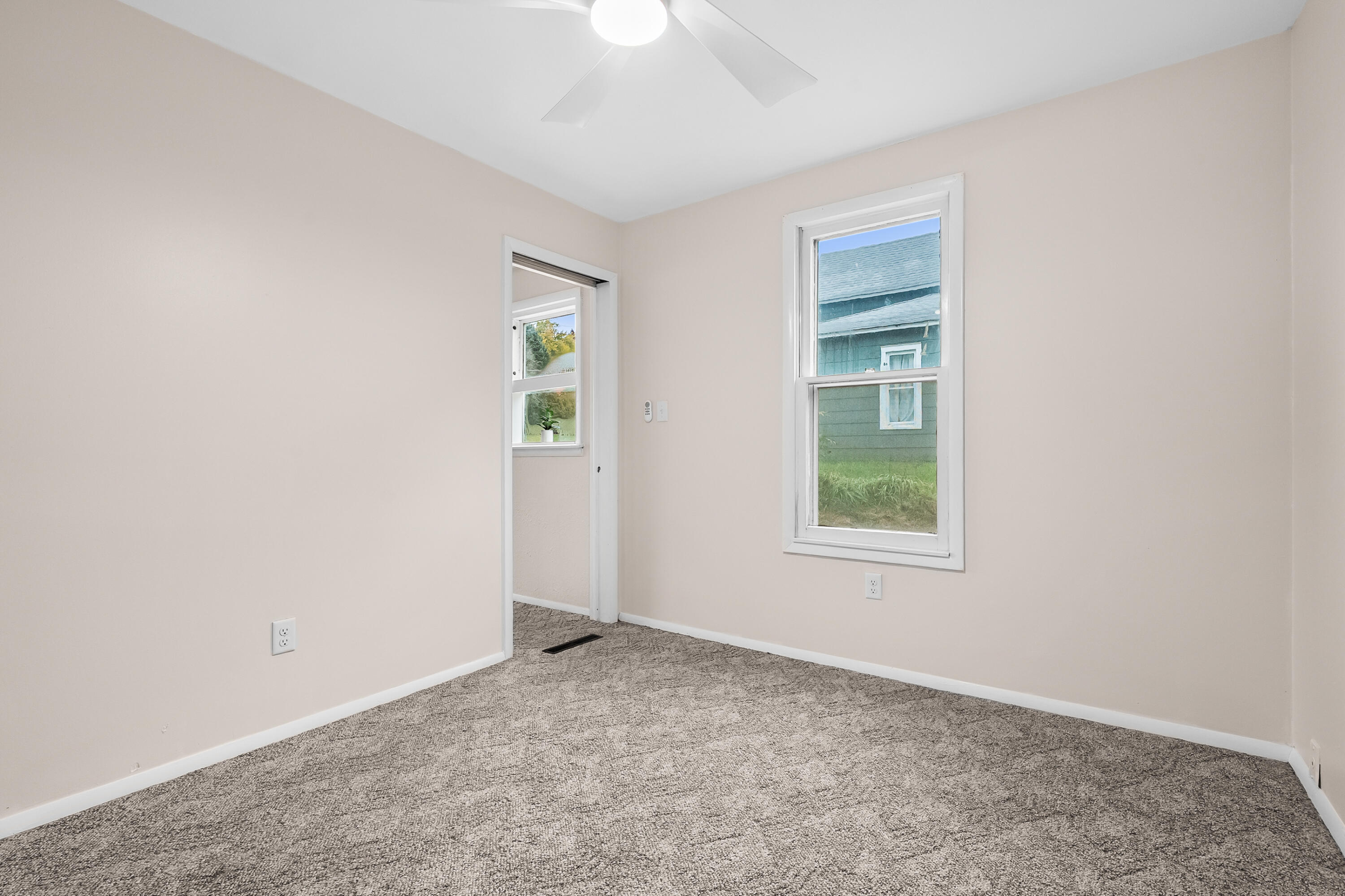 236 E Center Street Coloma MI 49038