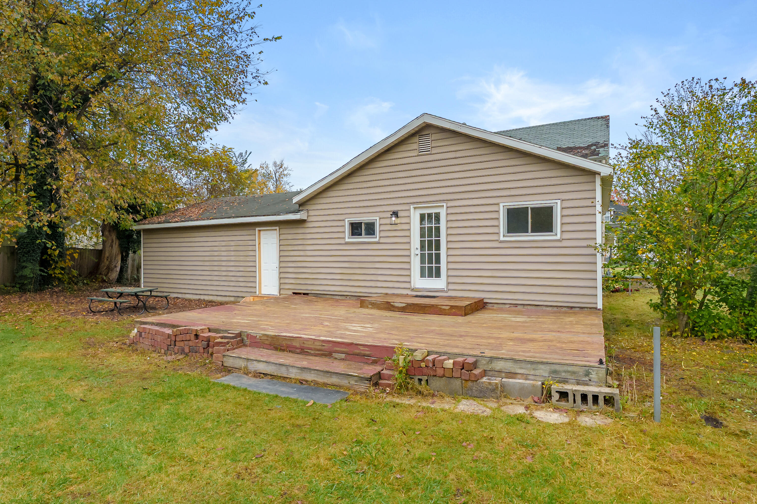 236 E Center Street Coloma MI 49038