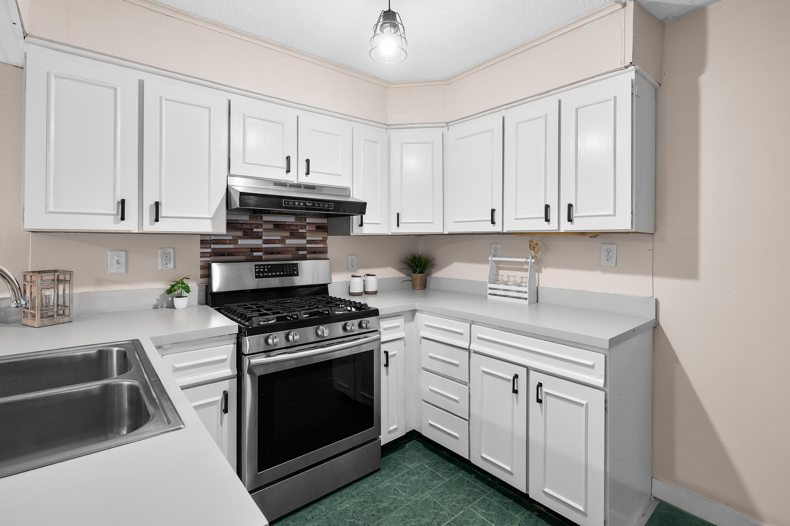 236 E Center Street Coloma MI 49038