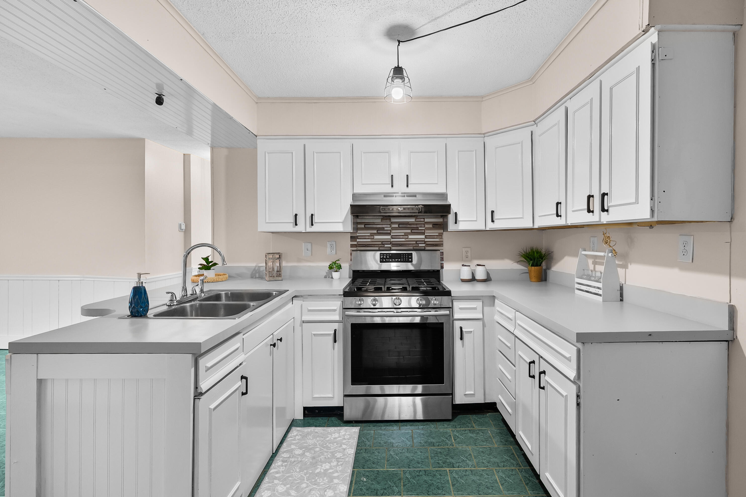 236 E Center Street Coloma MI 49038