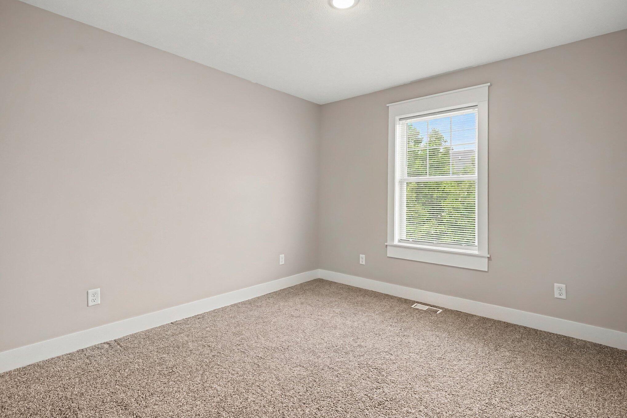 2118 Sherwood Avenue Holland MI 49423