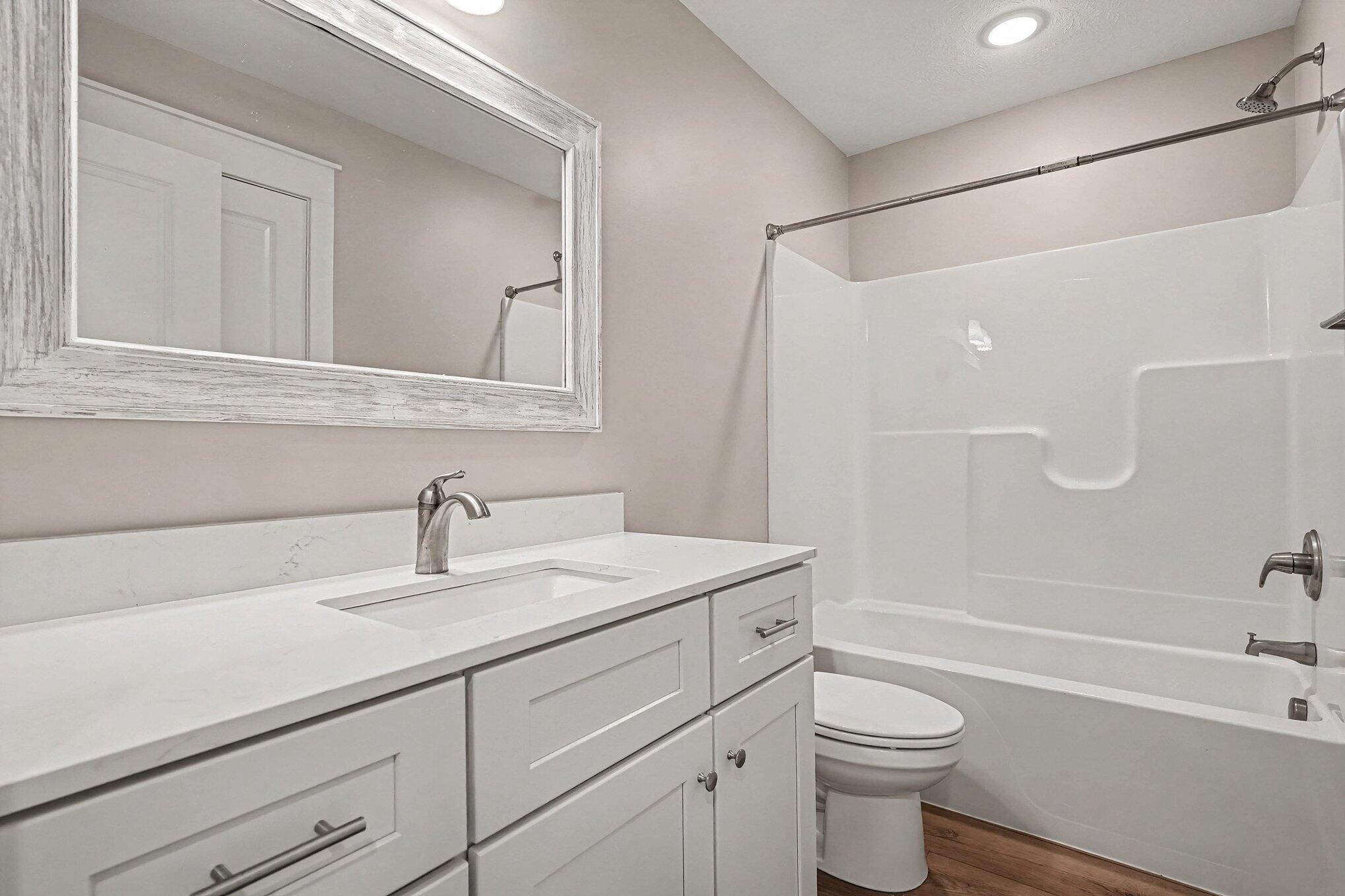2118 Sherwood Avenue Holland MI 49423