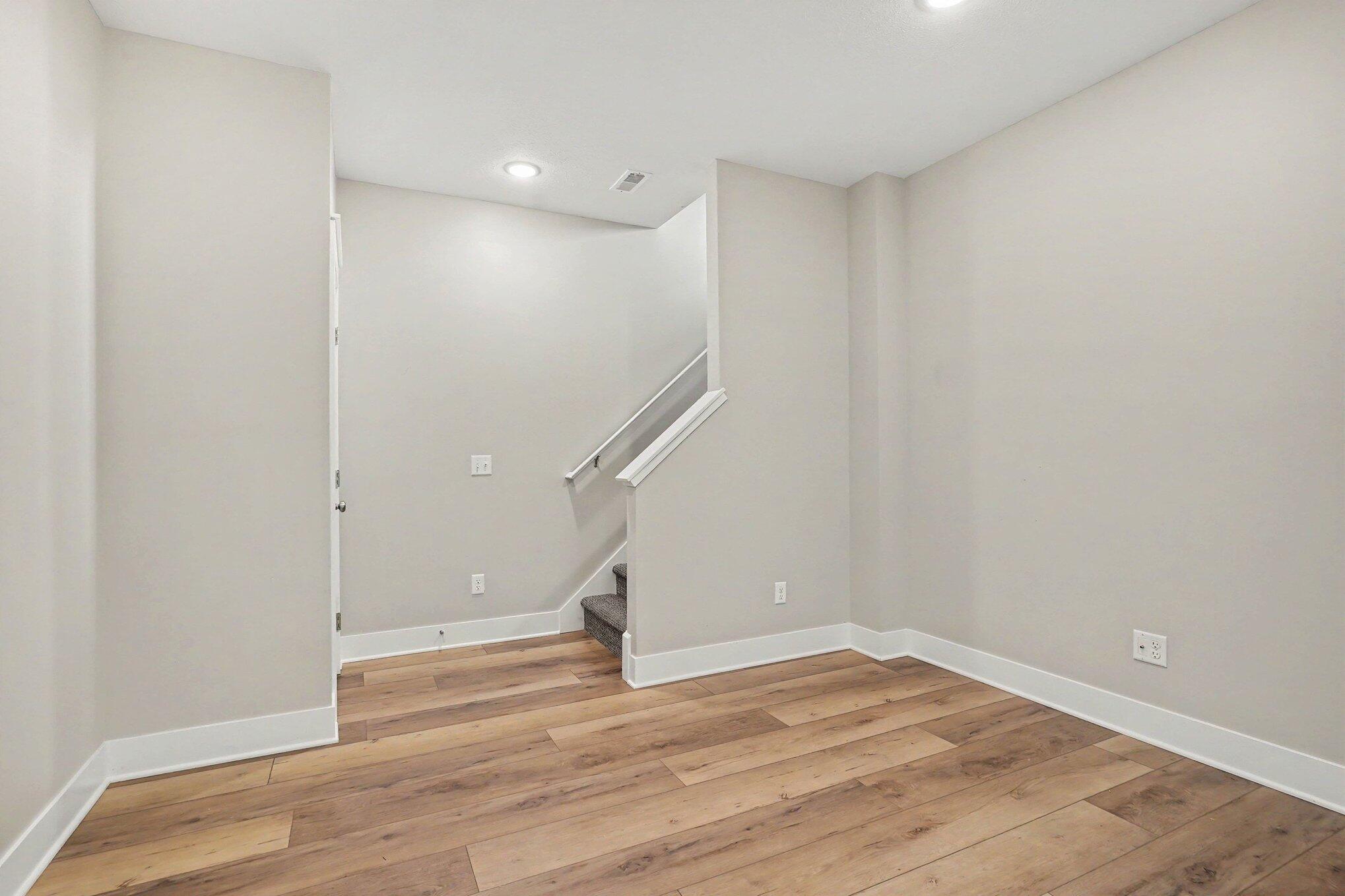 2118 Sherwood Avenue Holland MI 49423