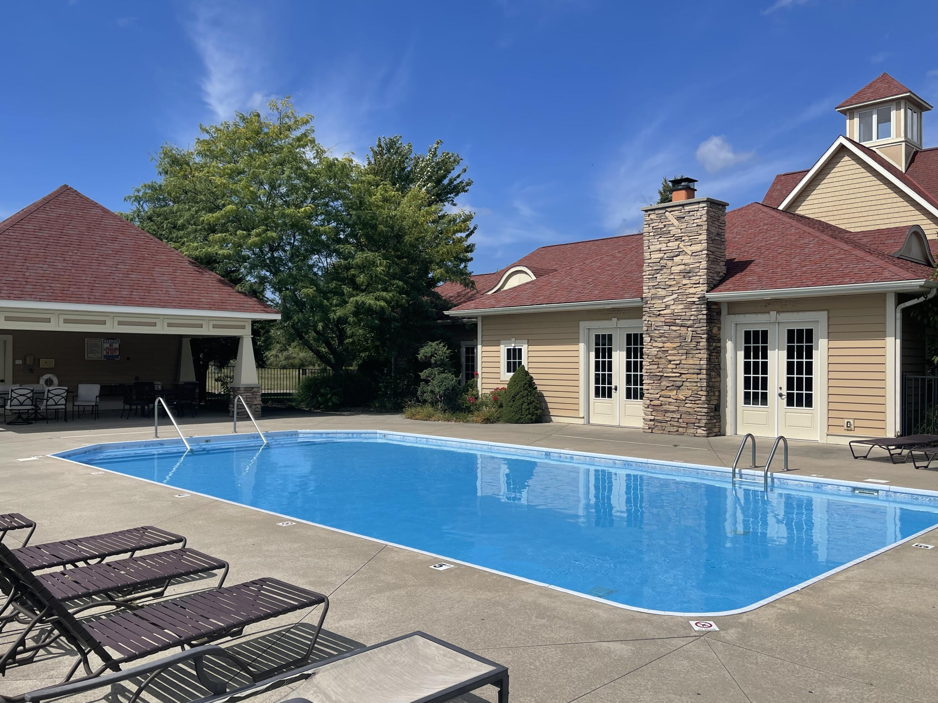 2118 Sherwood Avenue Holland MI 49423