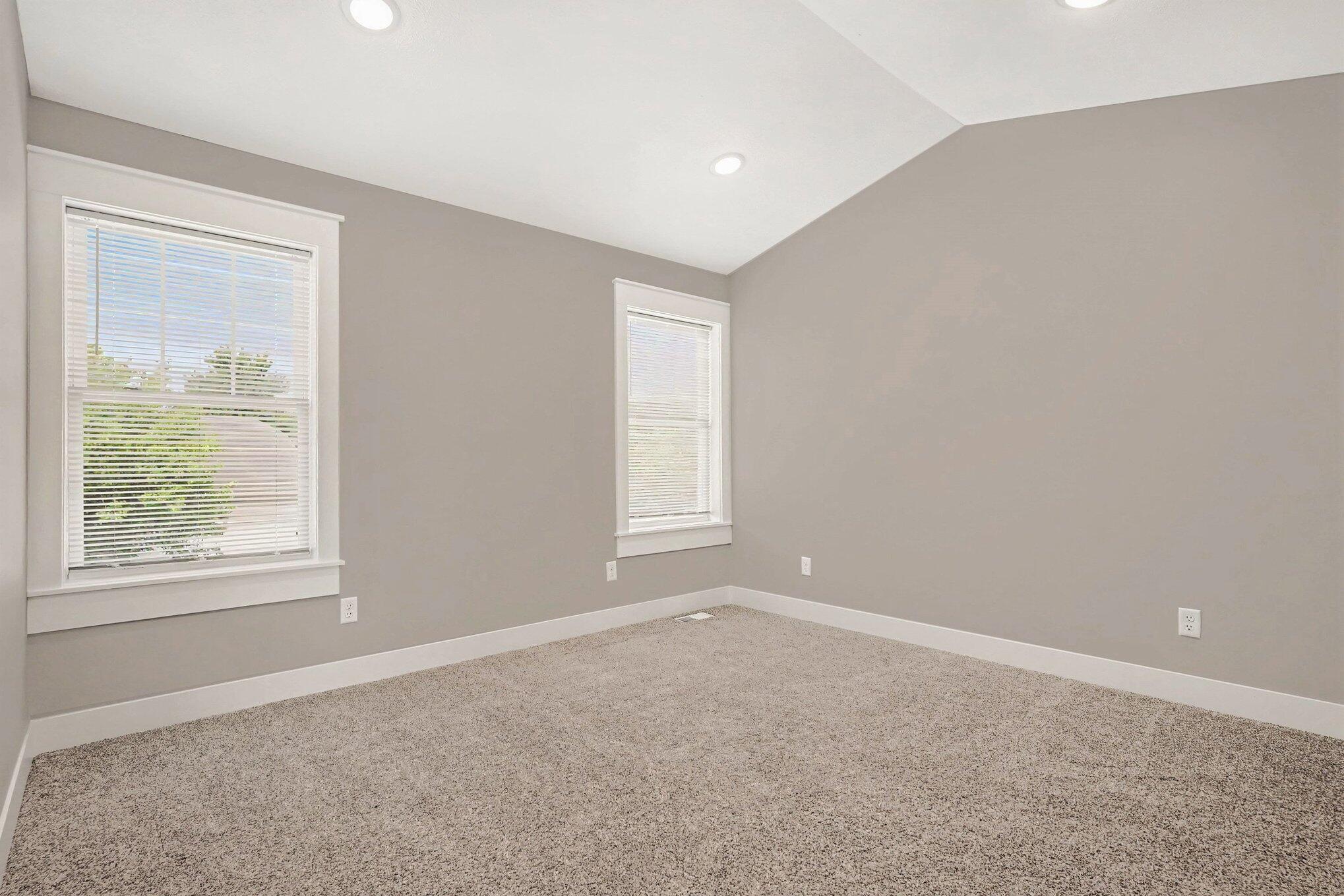 2118 Sherwood Avenue Holland MI 49423