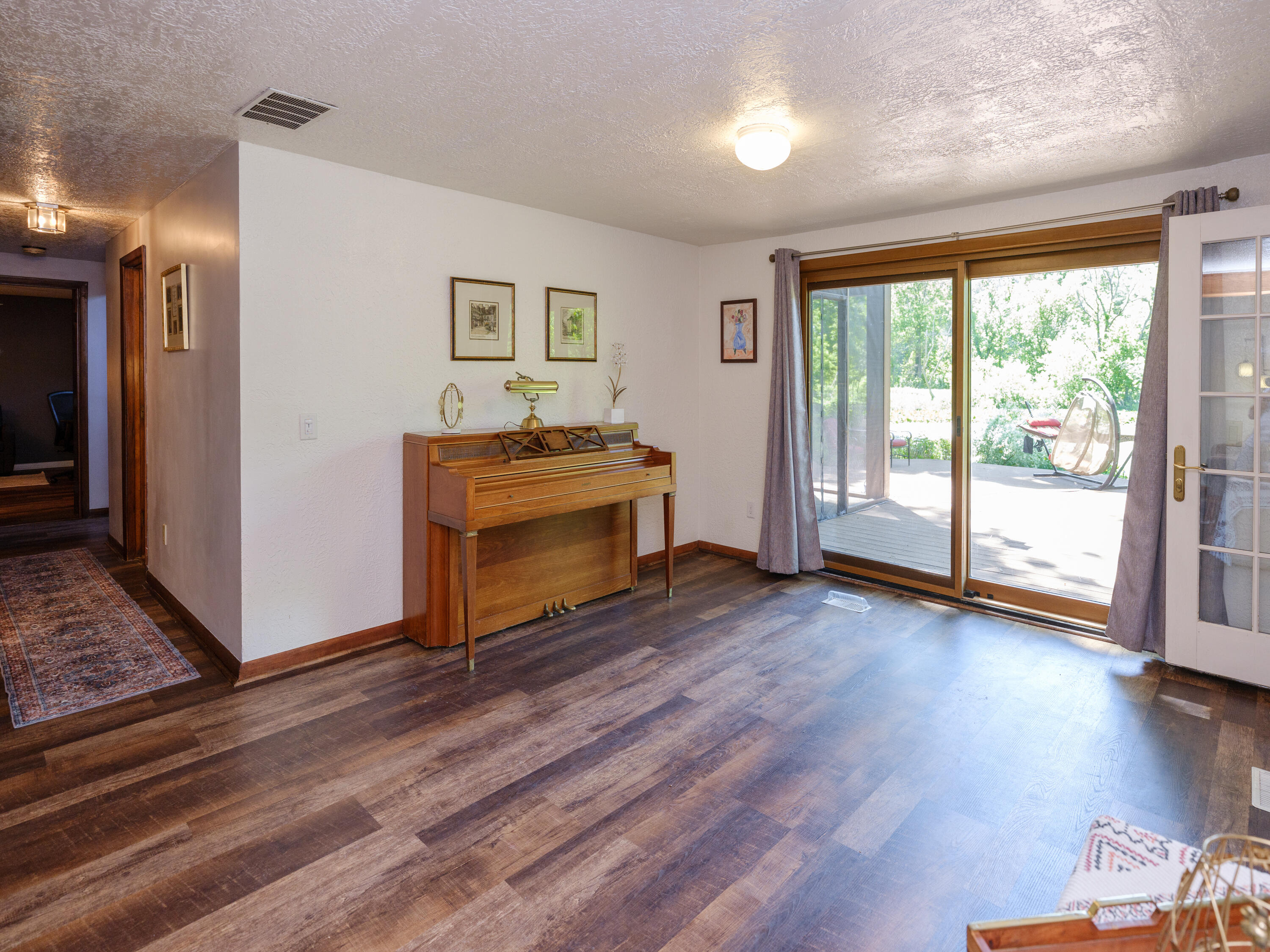 9951 Springwood Drive Kalamazoo MI 49009