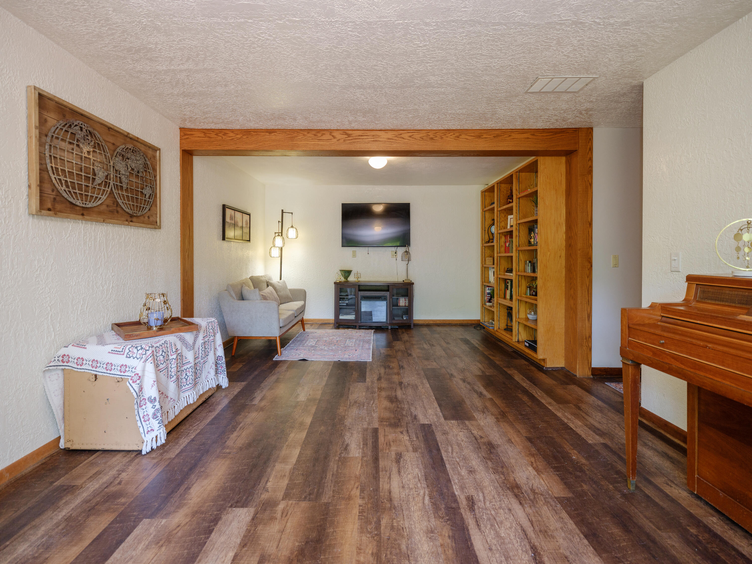 9951 Springwood Drive Kalamazoo MI 49009