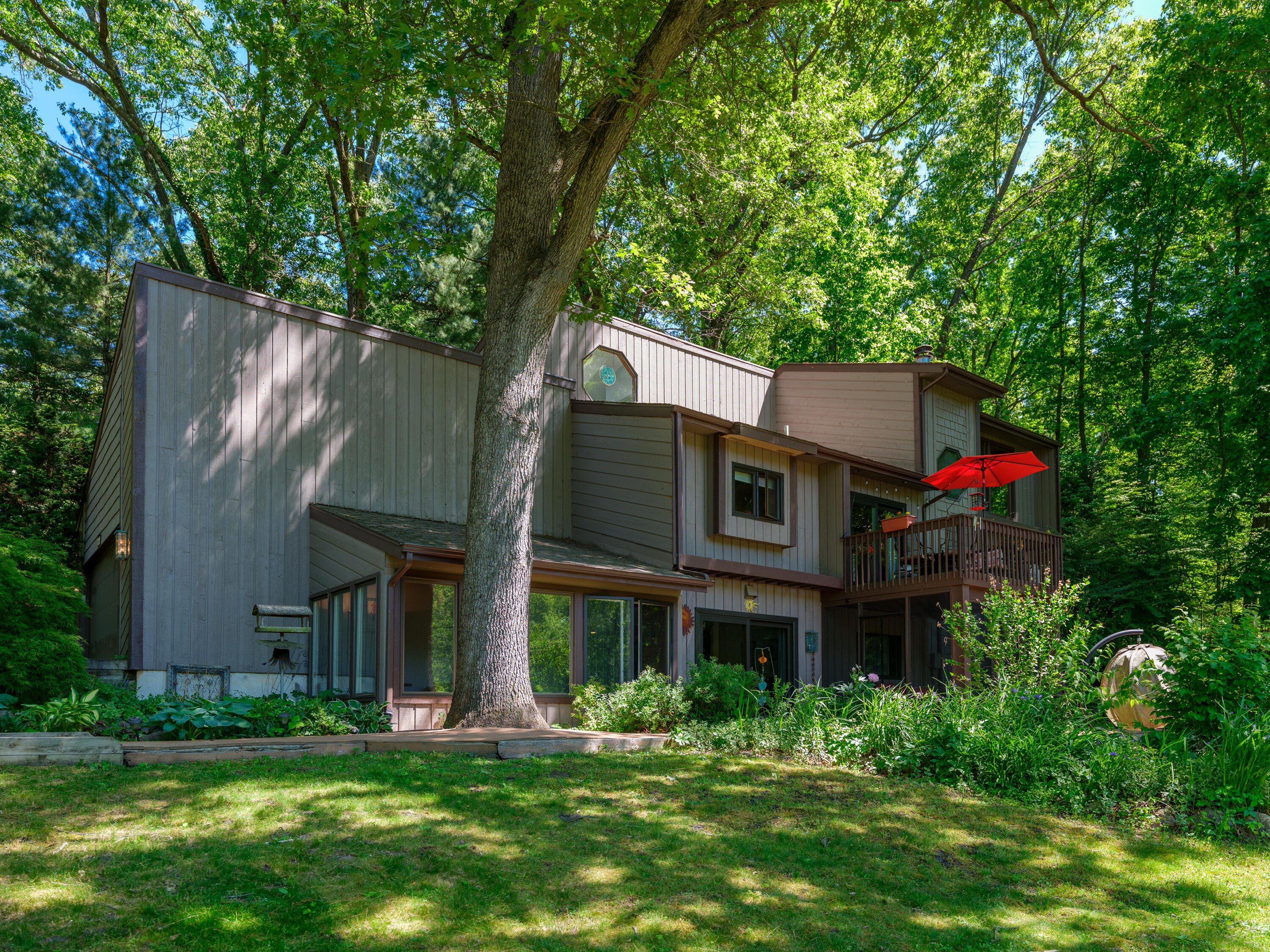9951 Springwood Drive Kalamazoo MI 49009