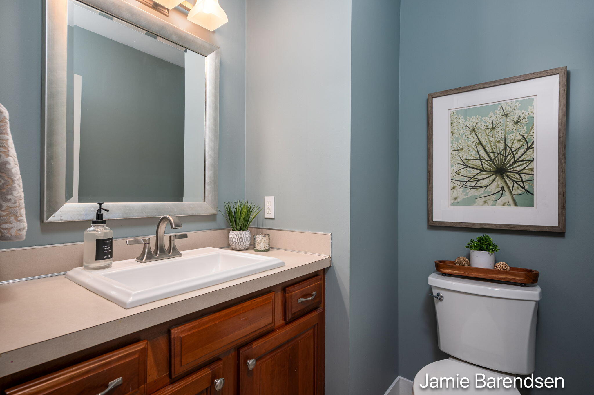 3521 Sunrise Lane NW Grand Rapids MI 49534