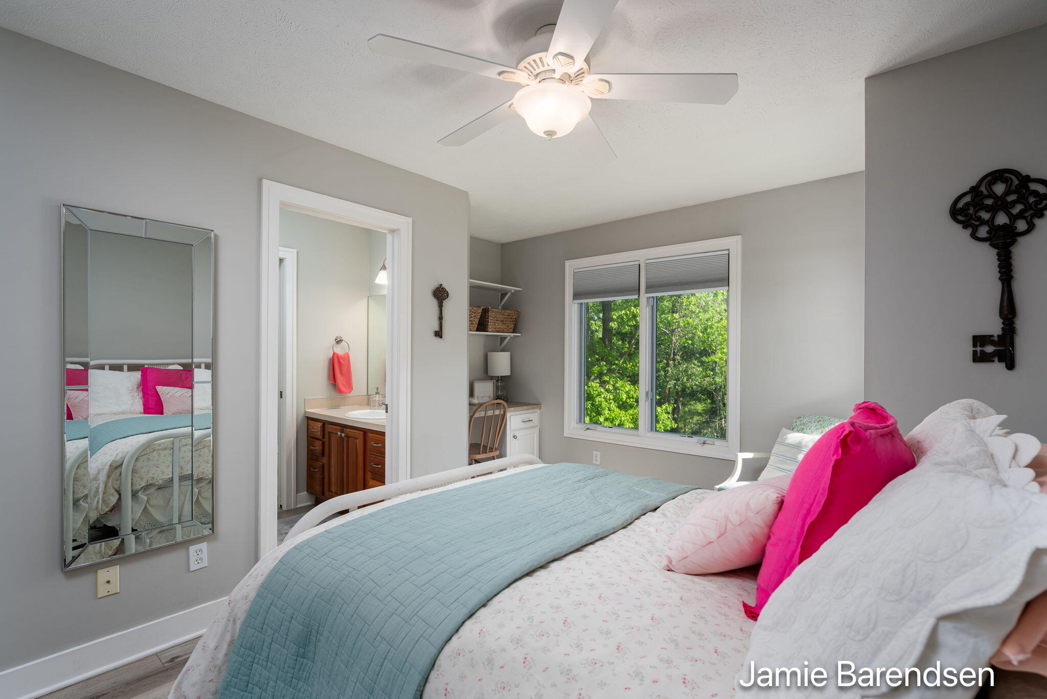 3521 Sunrise Lane NW Grand Rapids MI 49534