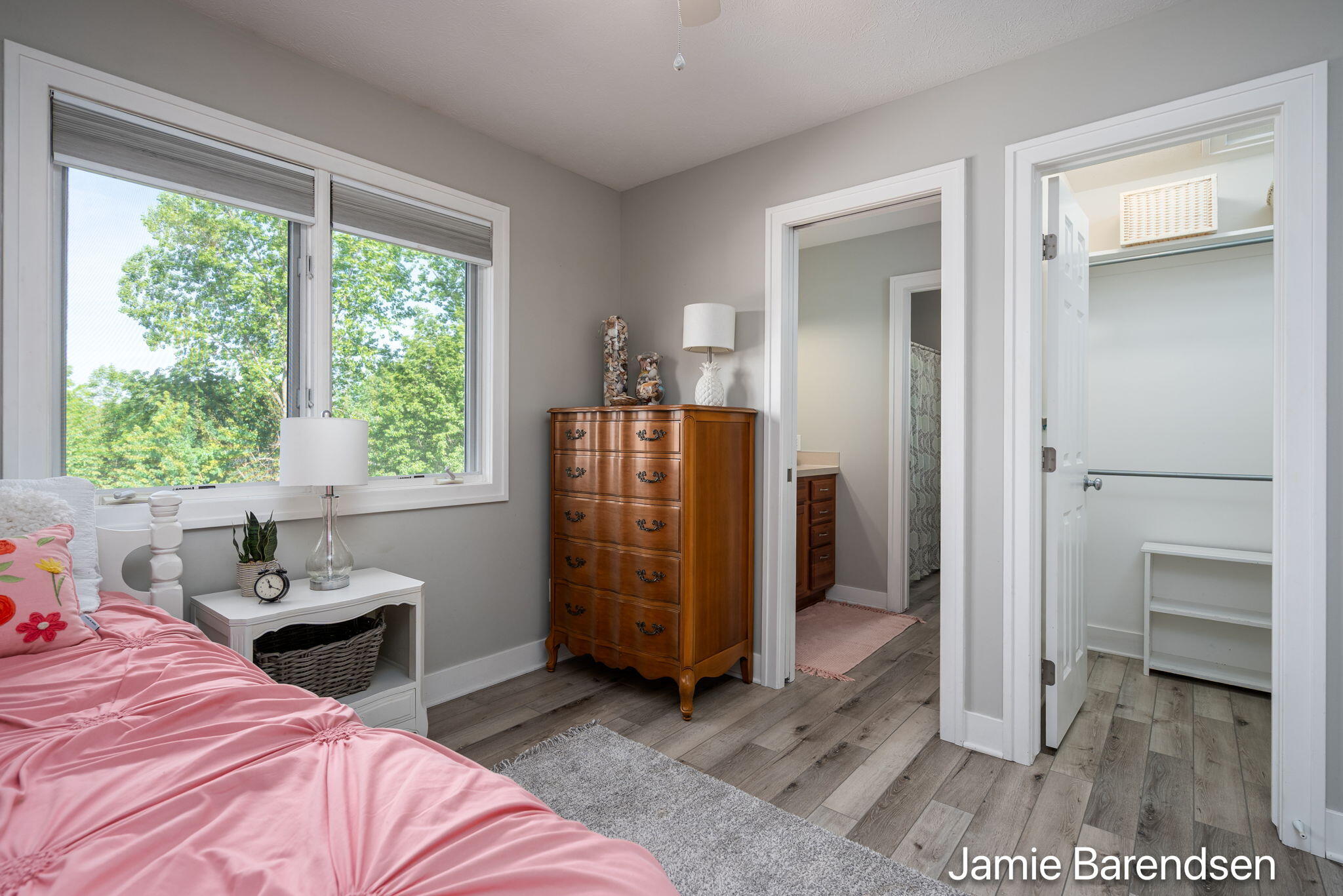 3521 Sunrise Lane NW Grand Rapids MI 49534
