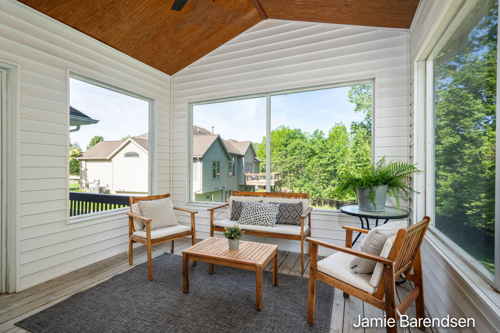 3521 Sunrise Lane NW Grand Rapids MI 49534
