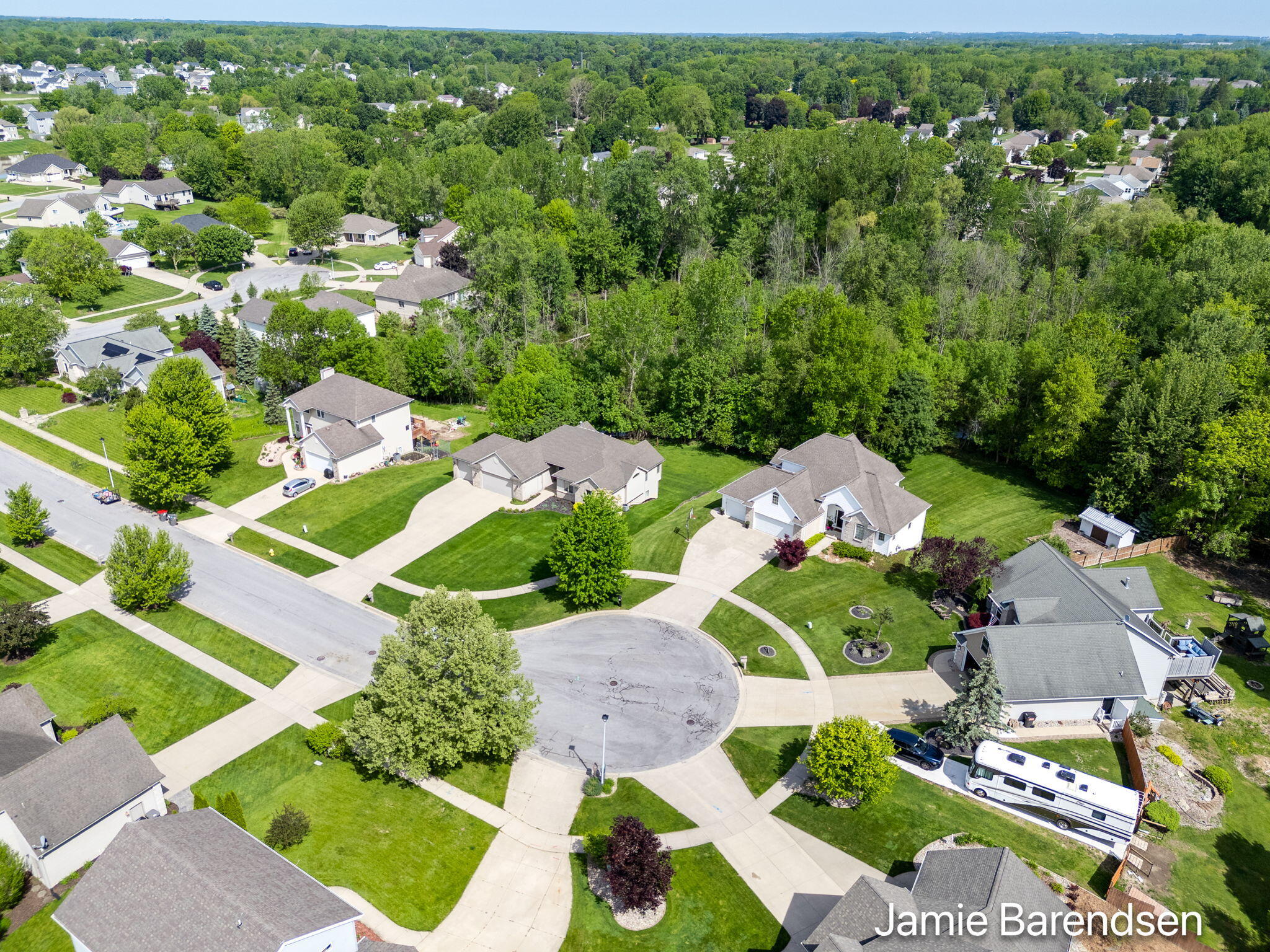 3521 Sunrise Lane NW Grand Rapids MI 49534