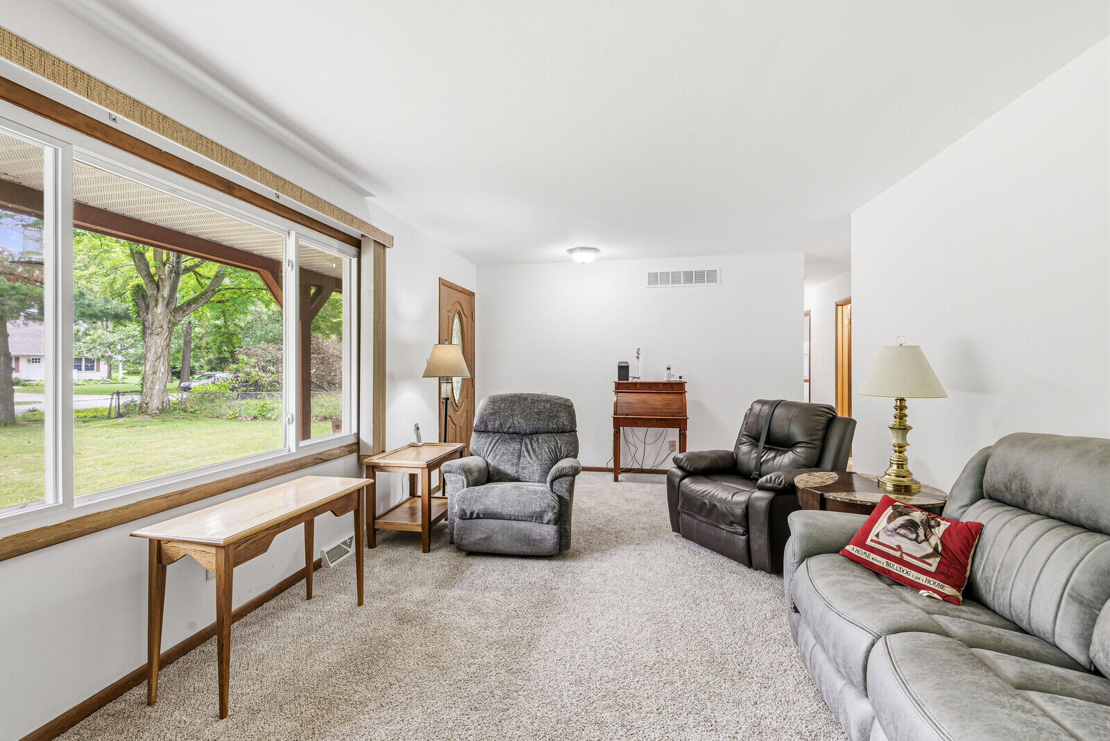 68850 3rd Street Edwardsburg MI 49112