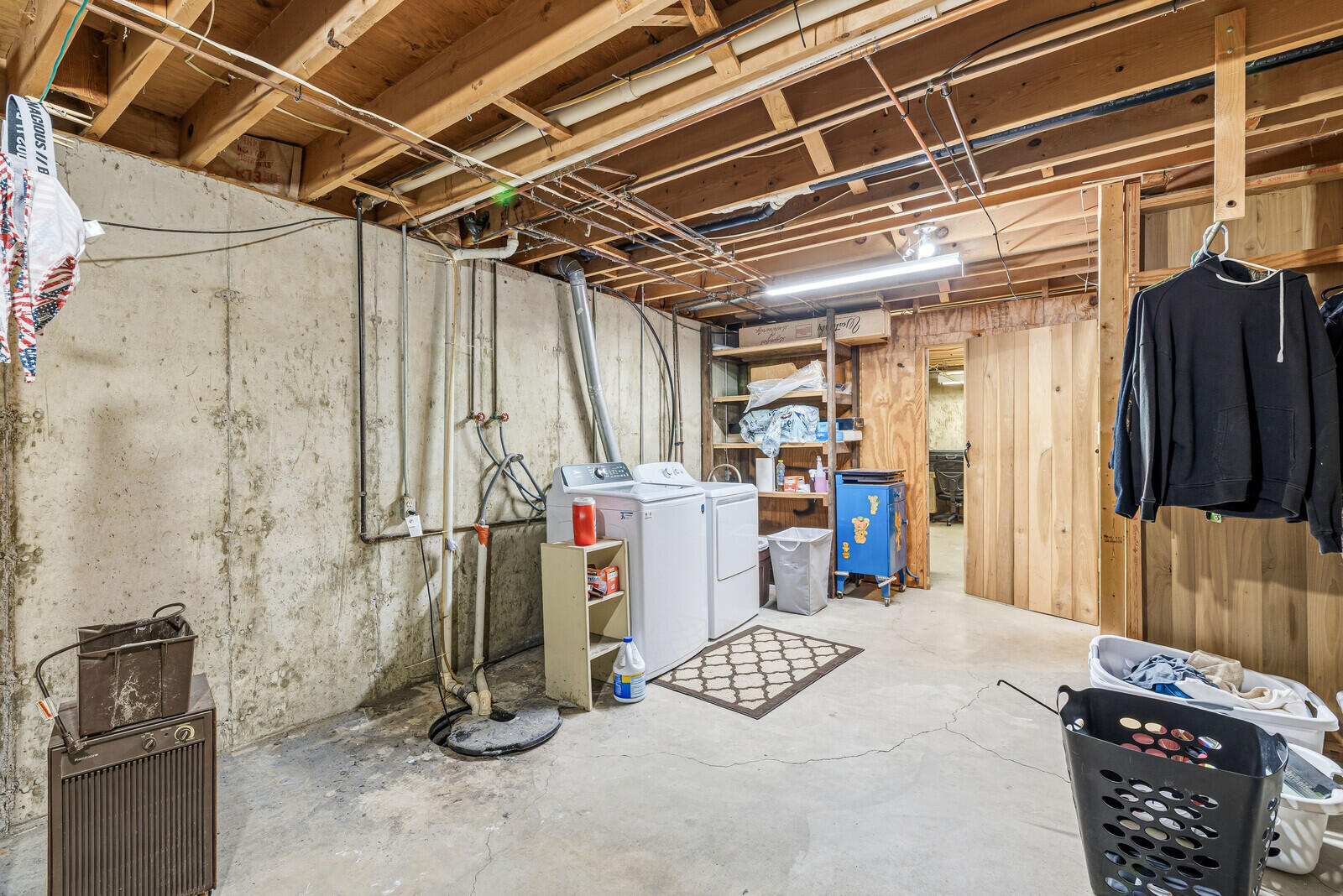 68850 3rd Street Edwardsburg MI 49112