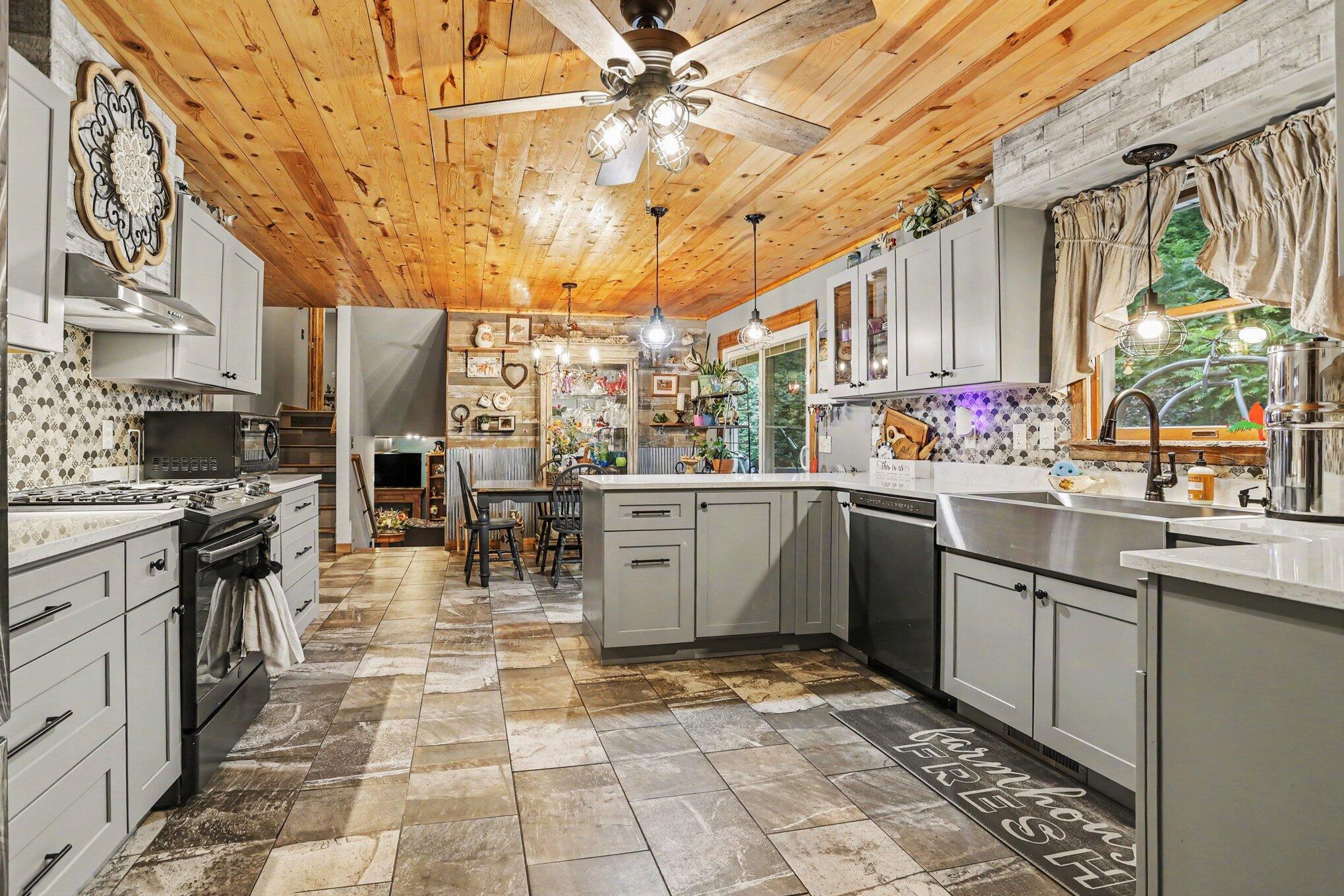 6590 Brunden Place Coloma MI 49038