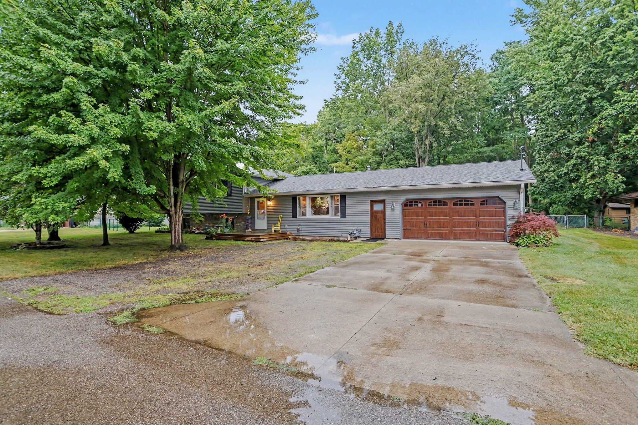 6590 Brunden Place Coloma MI 49038