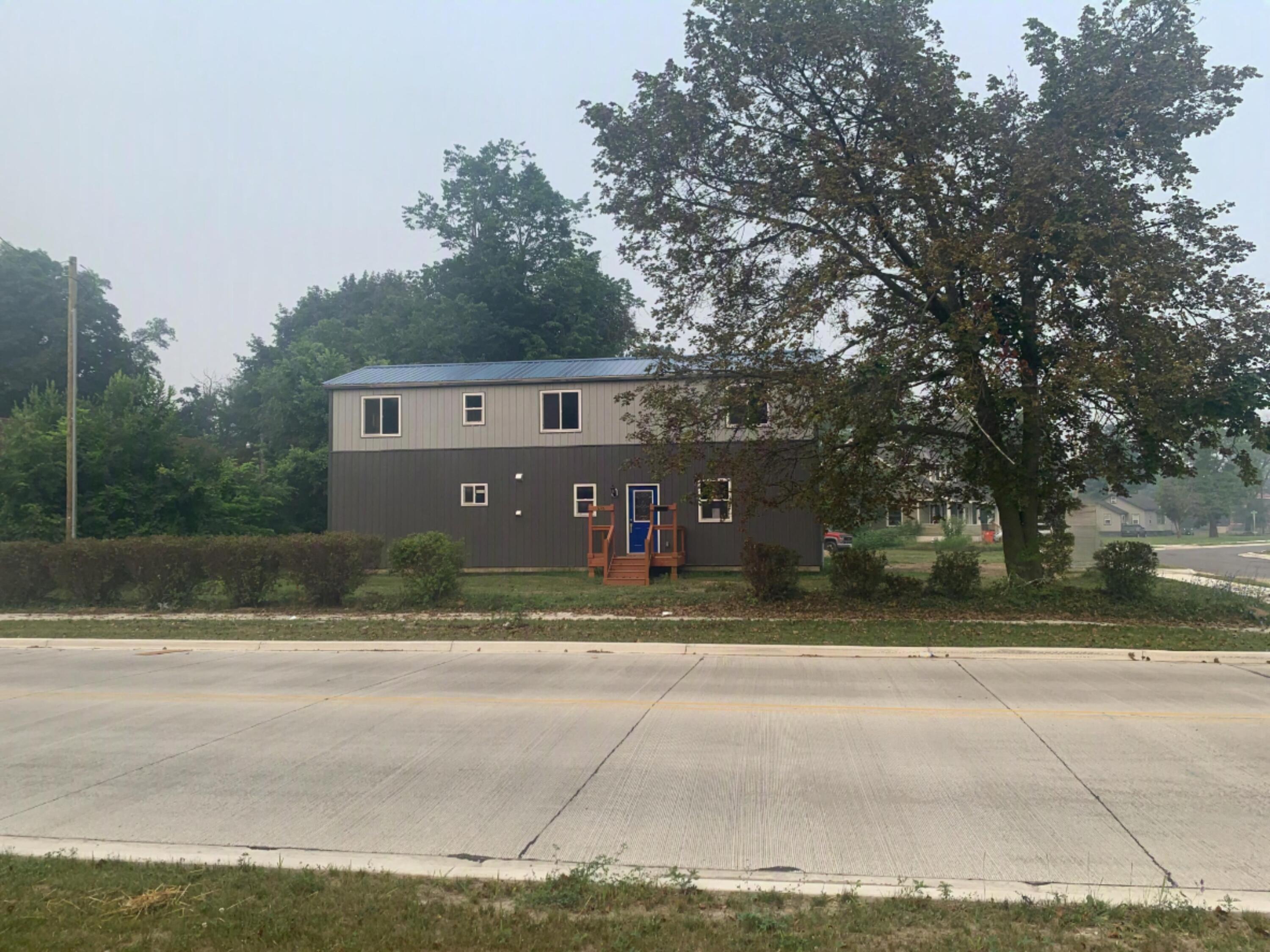 576 Pipestone Street Benton Harbor MI 49022