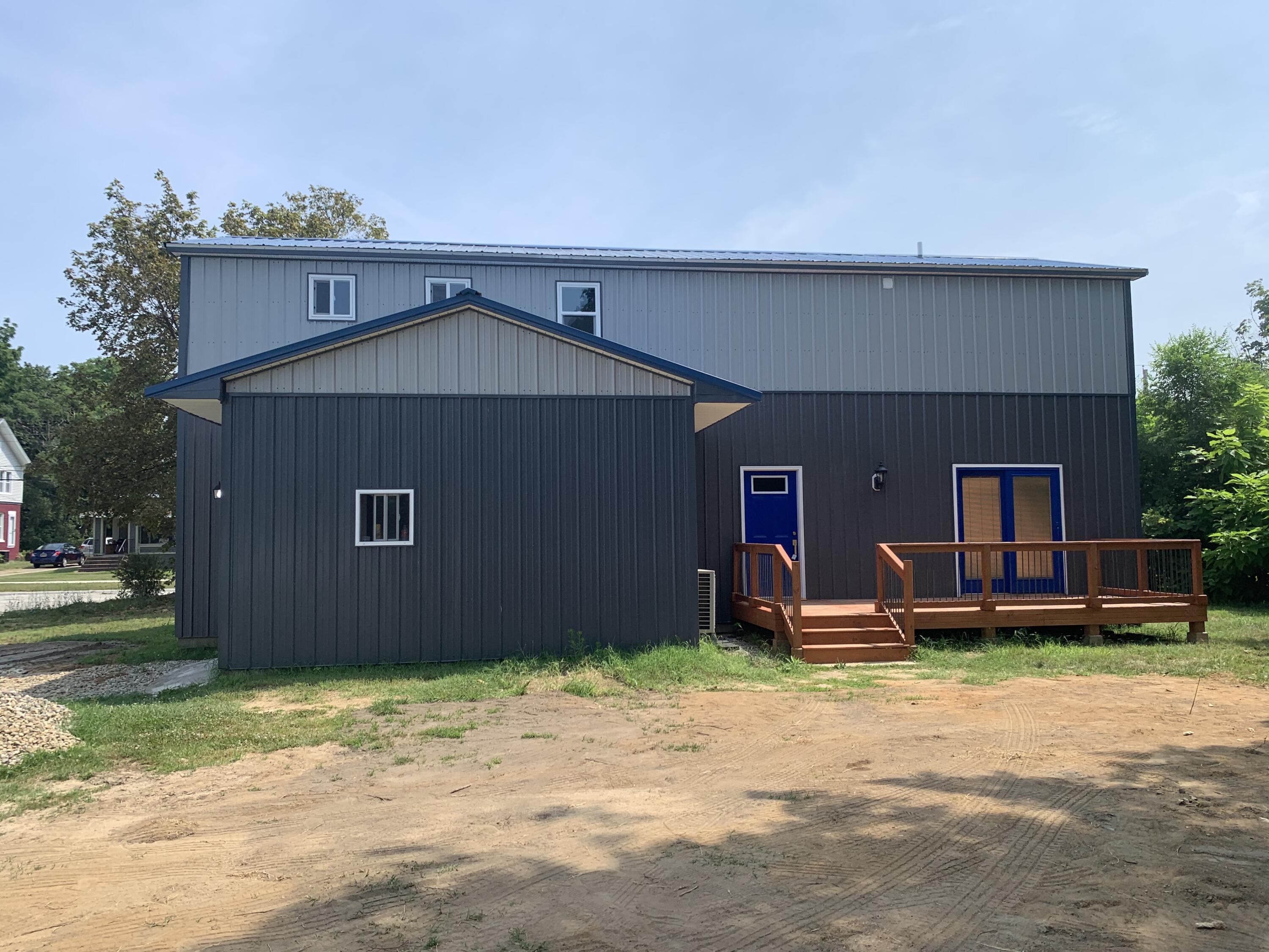 576 Pipestone Street Benton Harbor MI 49022
