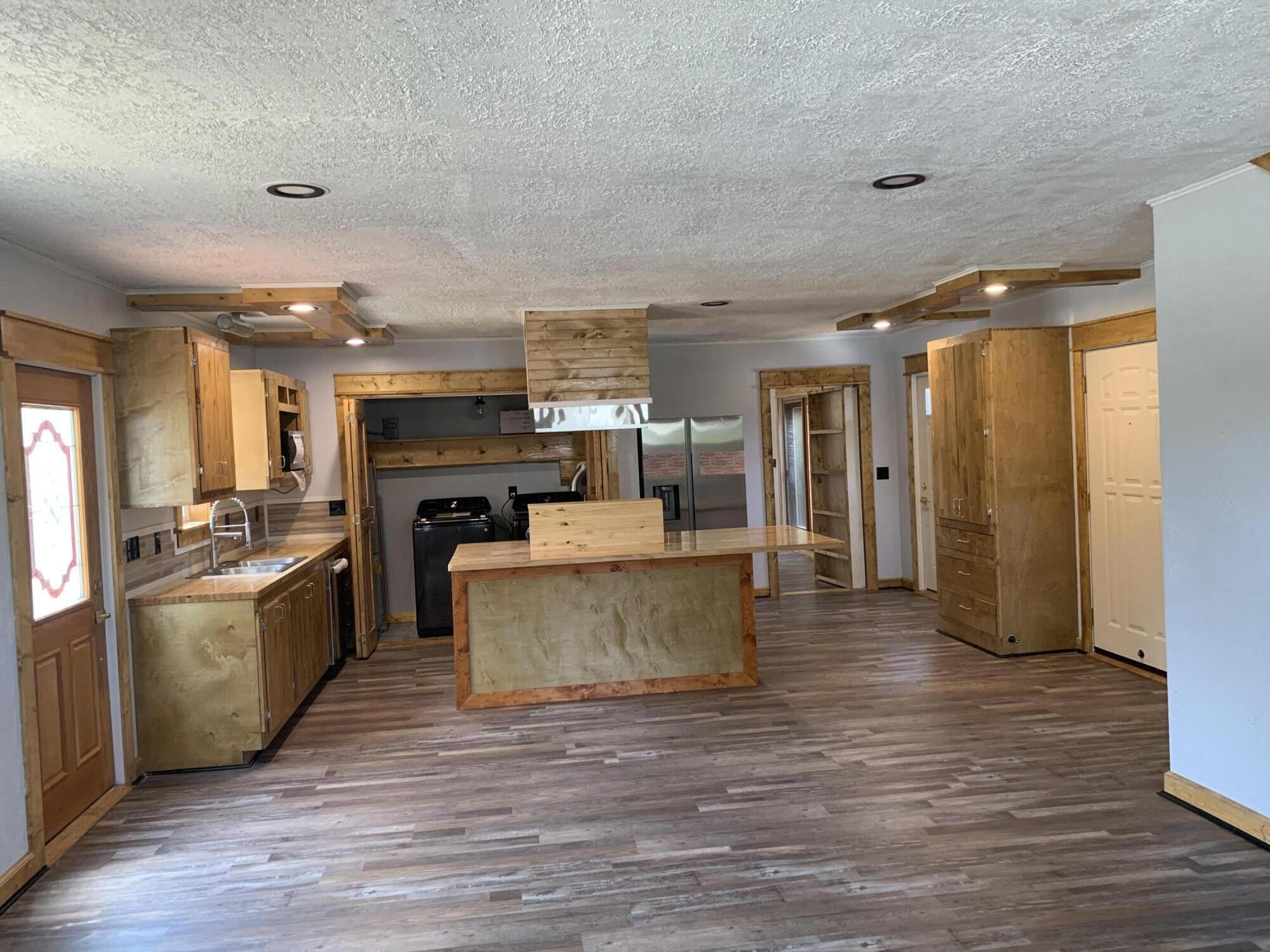 576 Pipestone Street Benton Harbor MI 49022