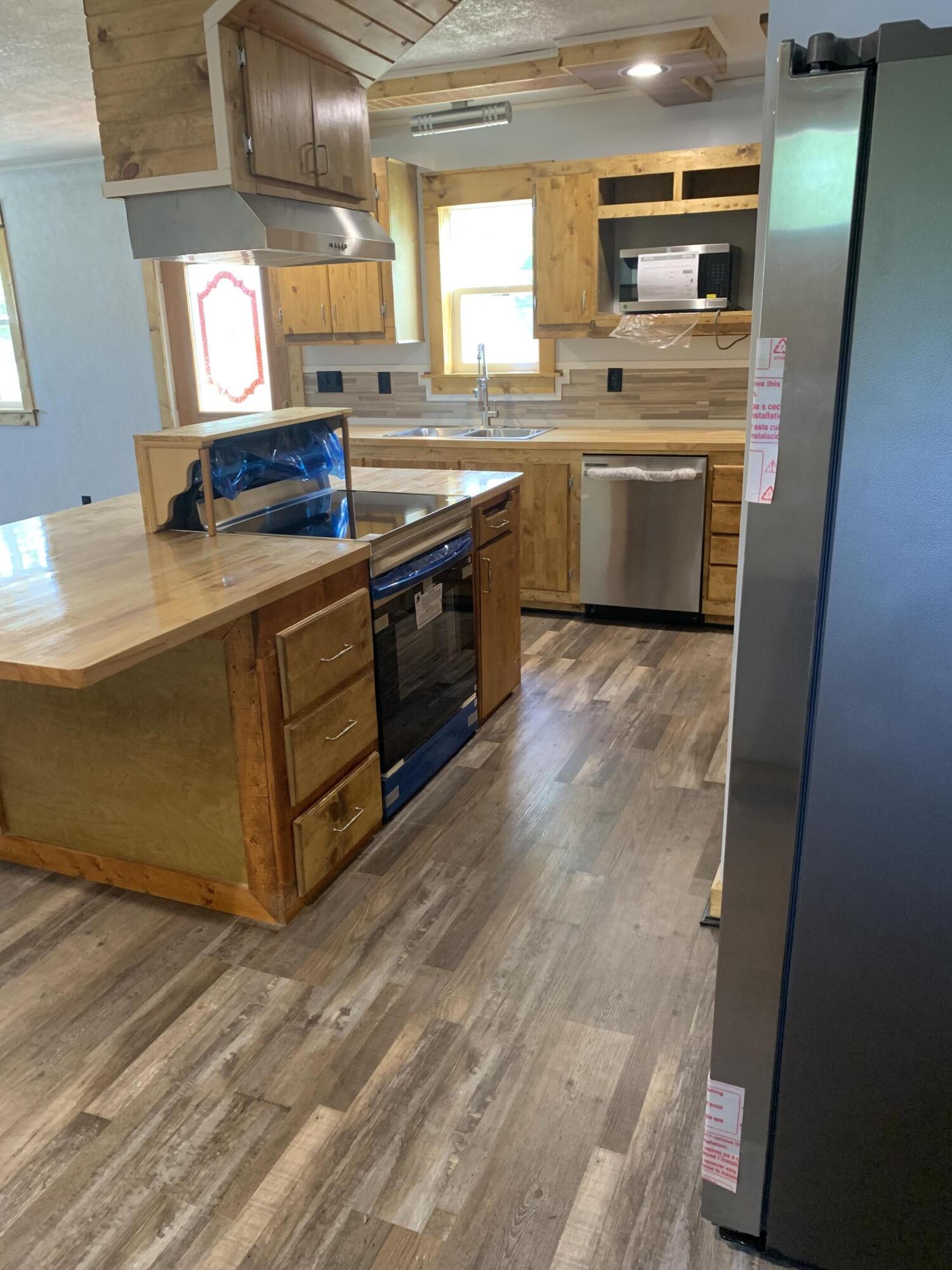 576 Pipestone Street Benton Harbor MI 49022