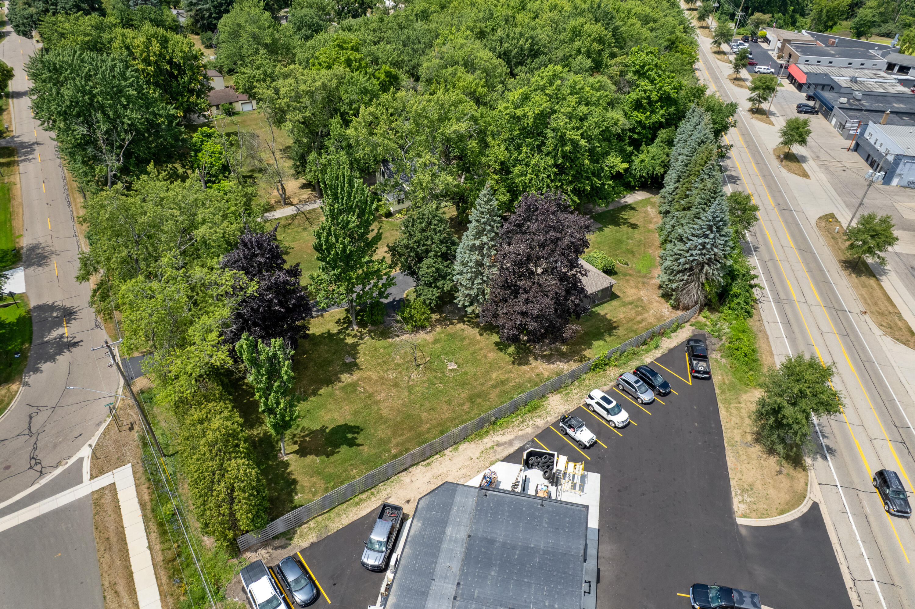 4069 NW Richmond Street NW Grand Rapids MI 49534