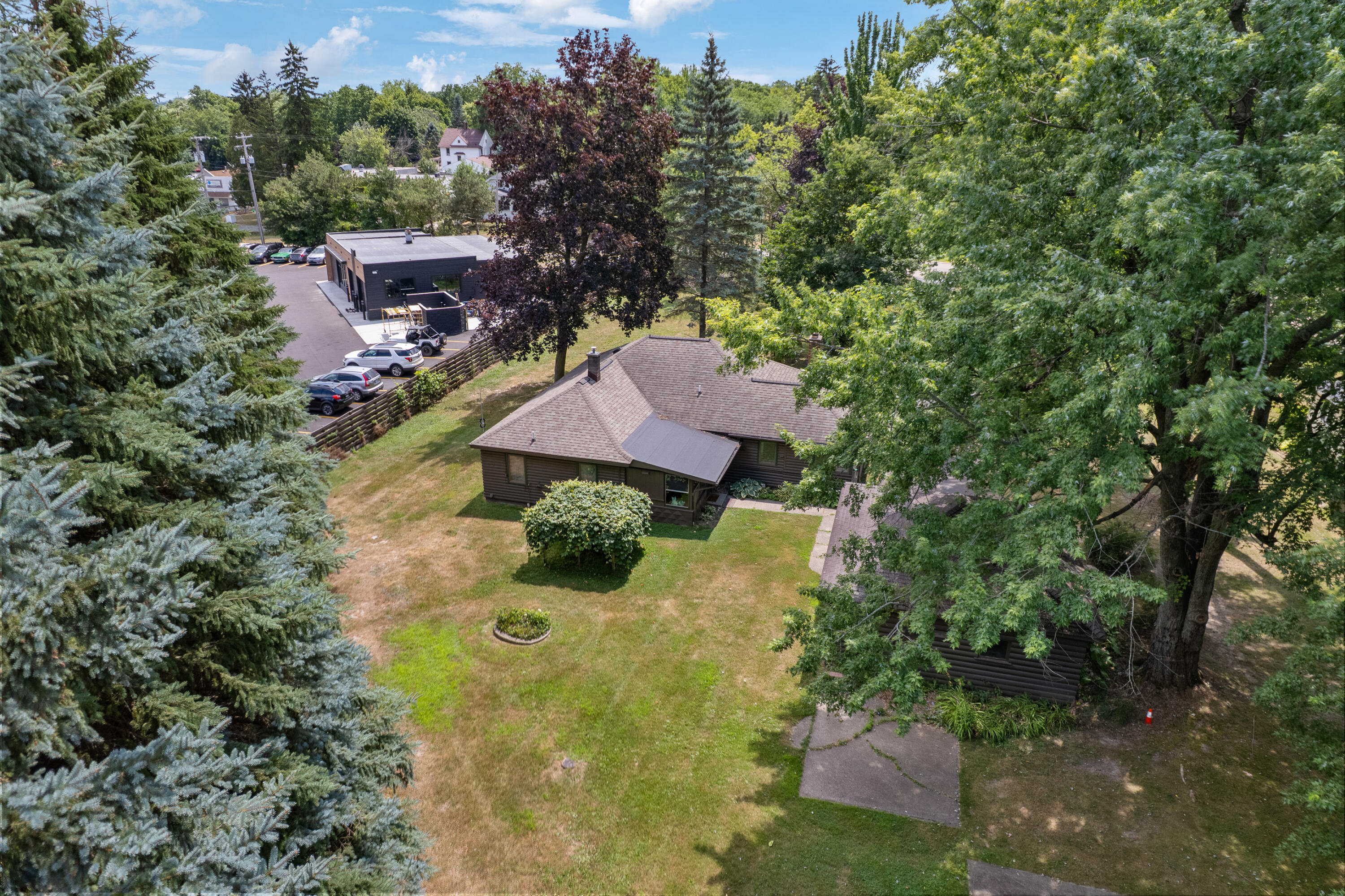 4069 NW Richmond Street NW Grand Rapids MI 49534
