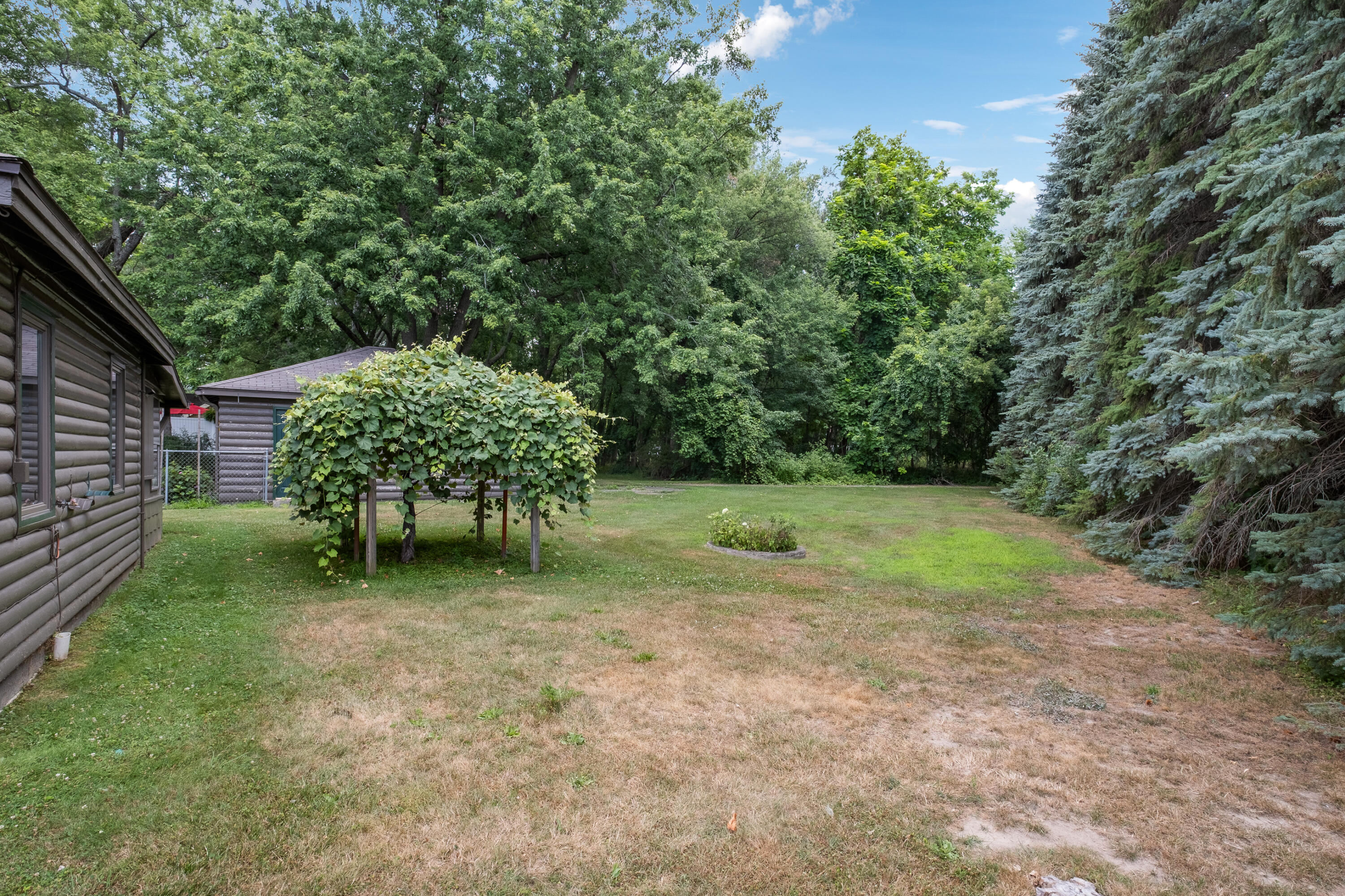 4069 NW Richmond Street NW Grand Rapids MI 49534