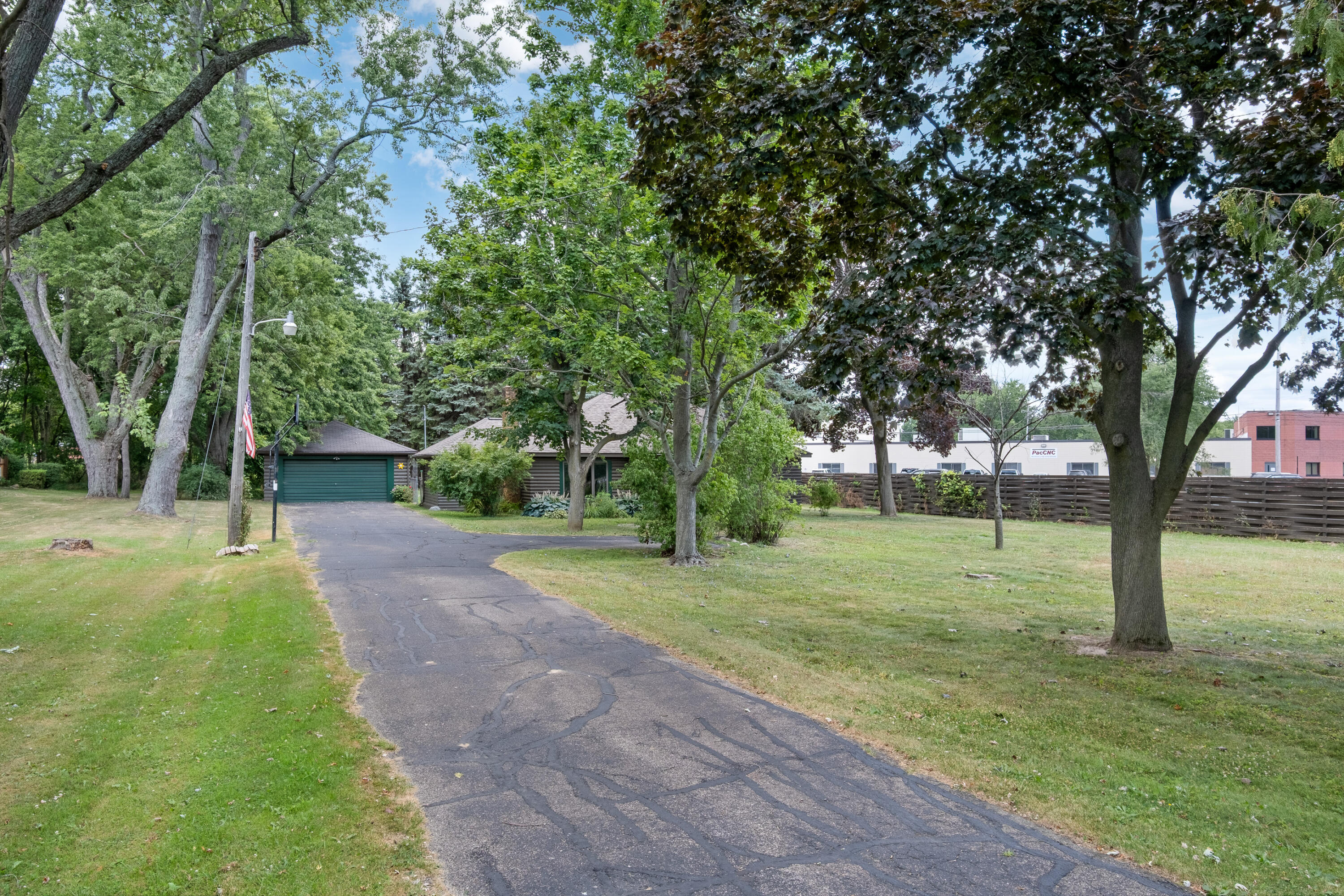4069 NW Richmond Street NW Grand Rapids MI 49534