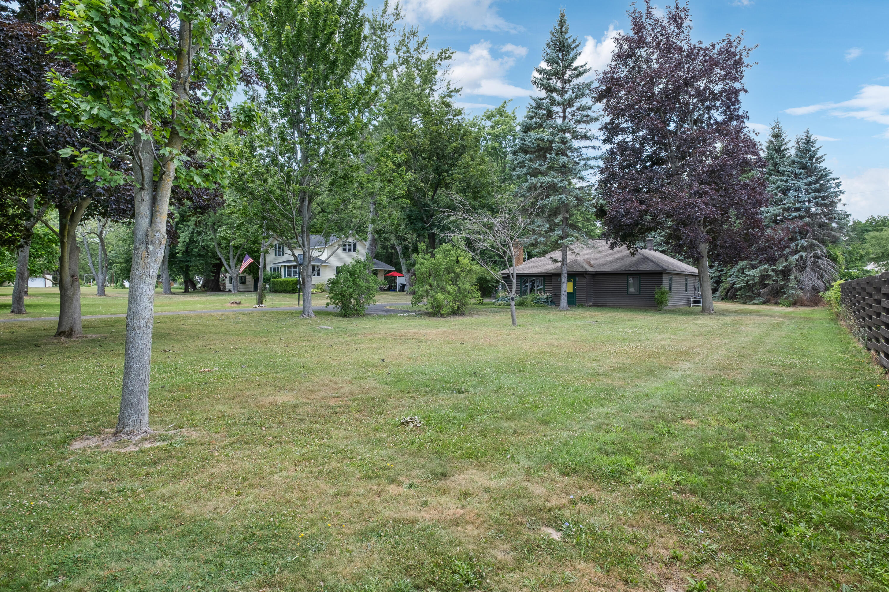 4069 NW Richmond Street NW Grand Rapids MI 49534