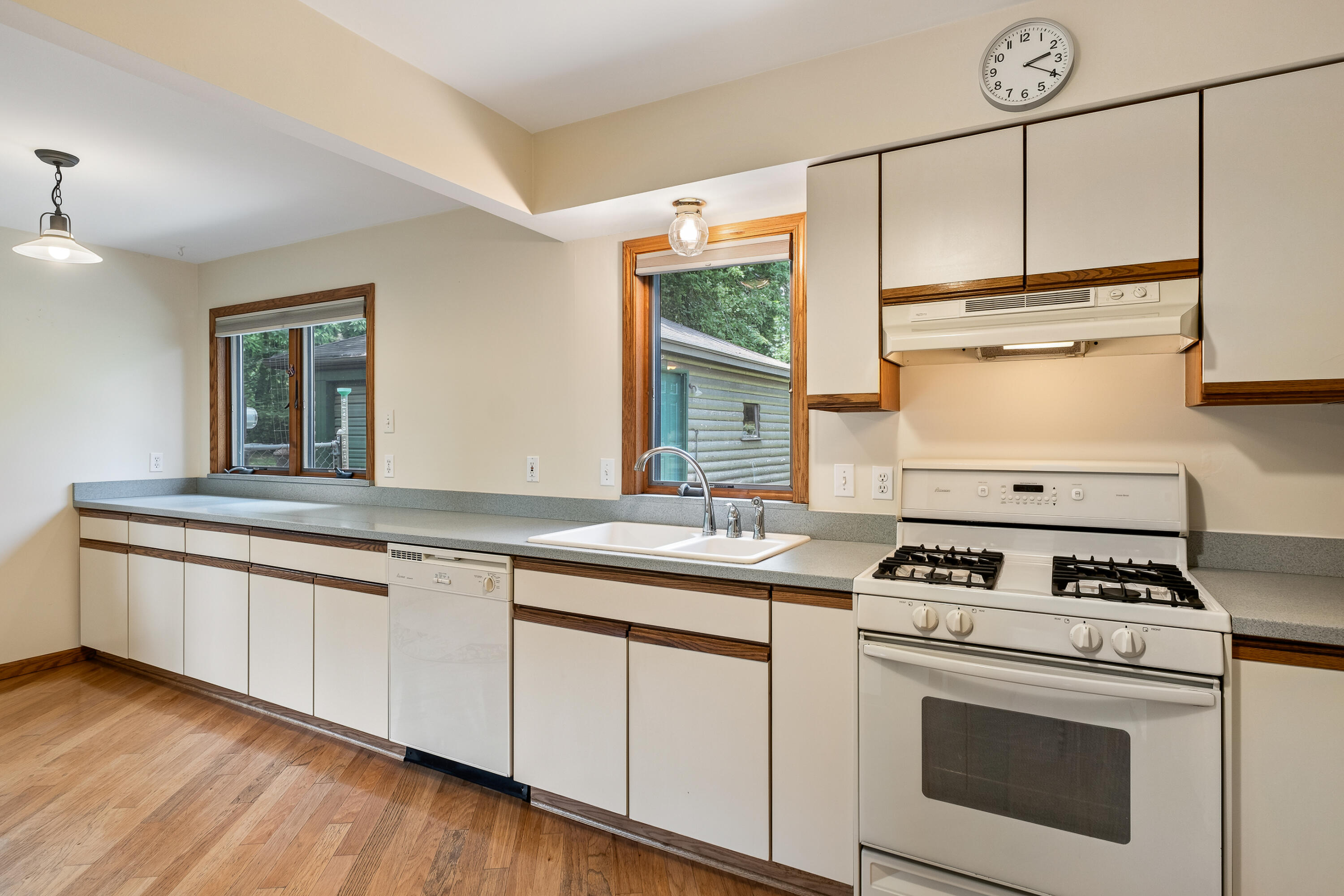 4069 NW Richmond Street NW Grand Rapids MI 49534