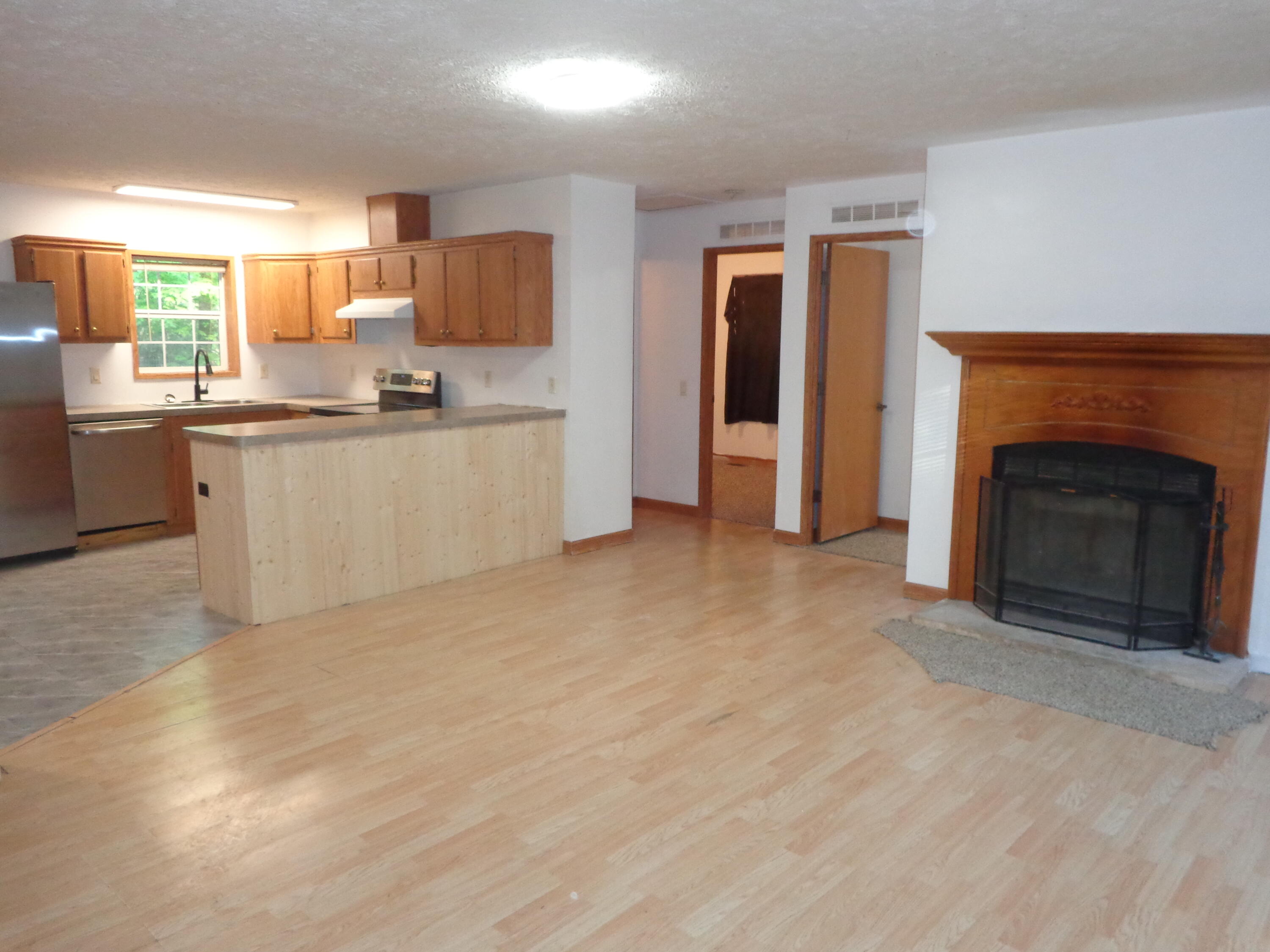 222 E 4th Street Grand Junction MI 49056