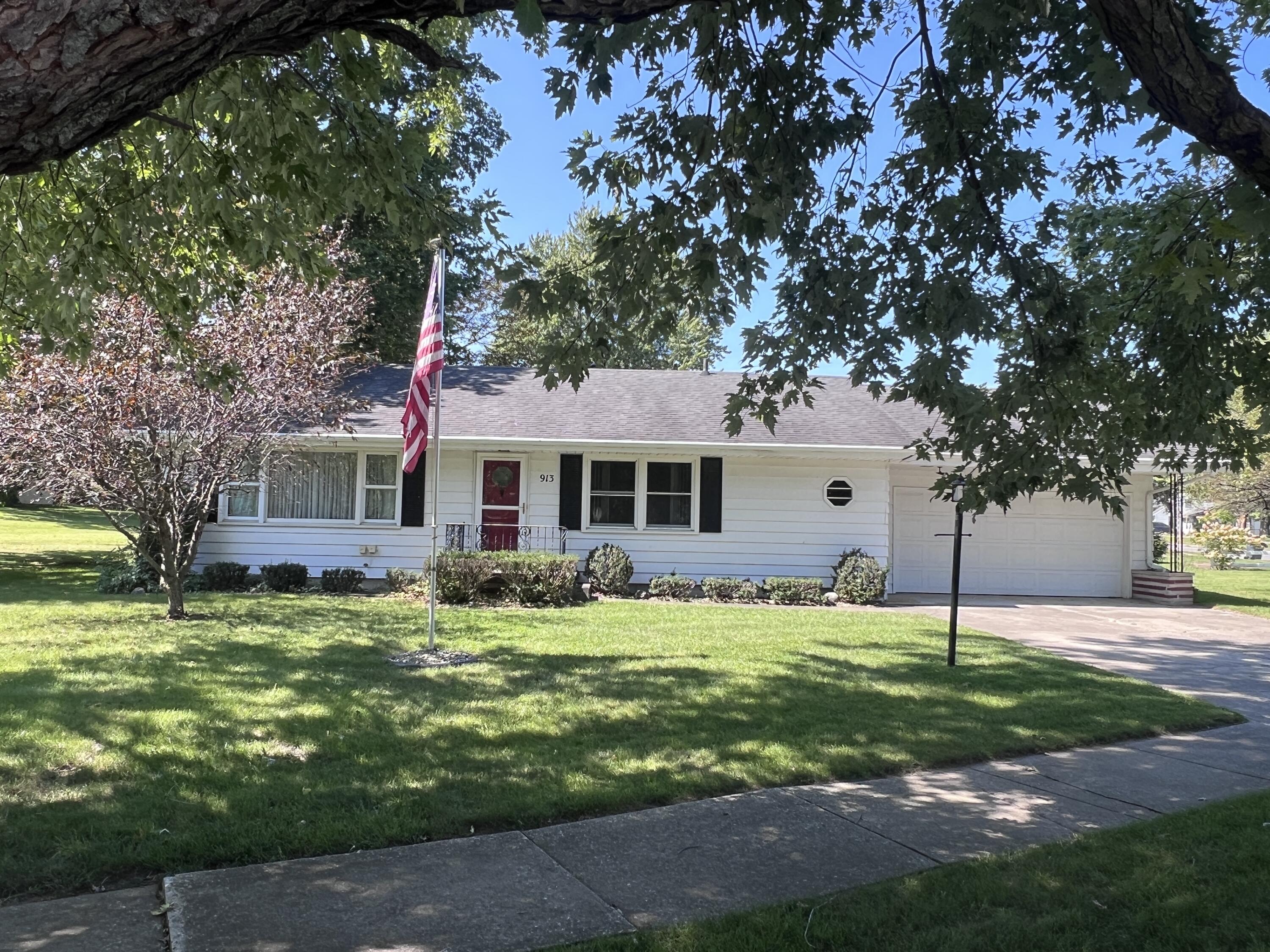 913 Main Street Buchanan MI 49107